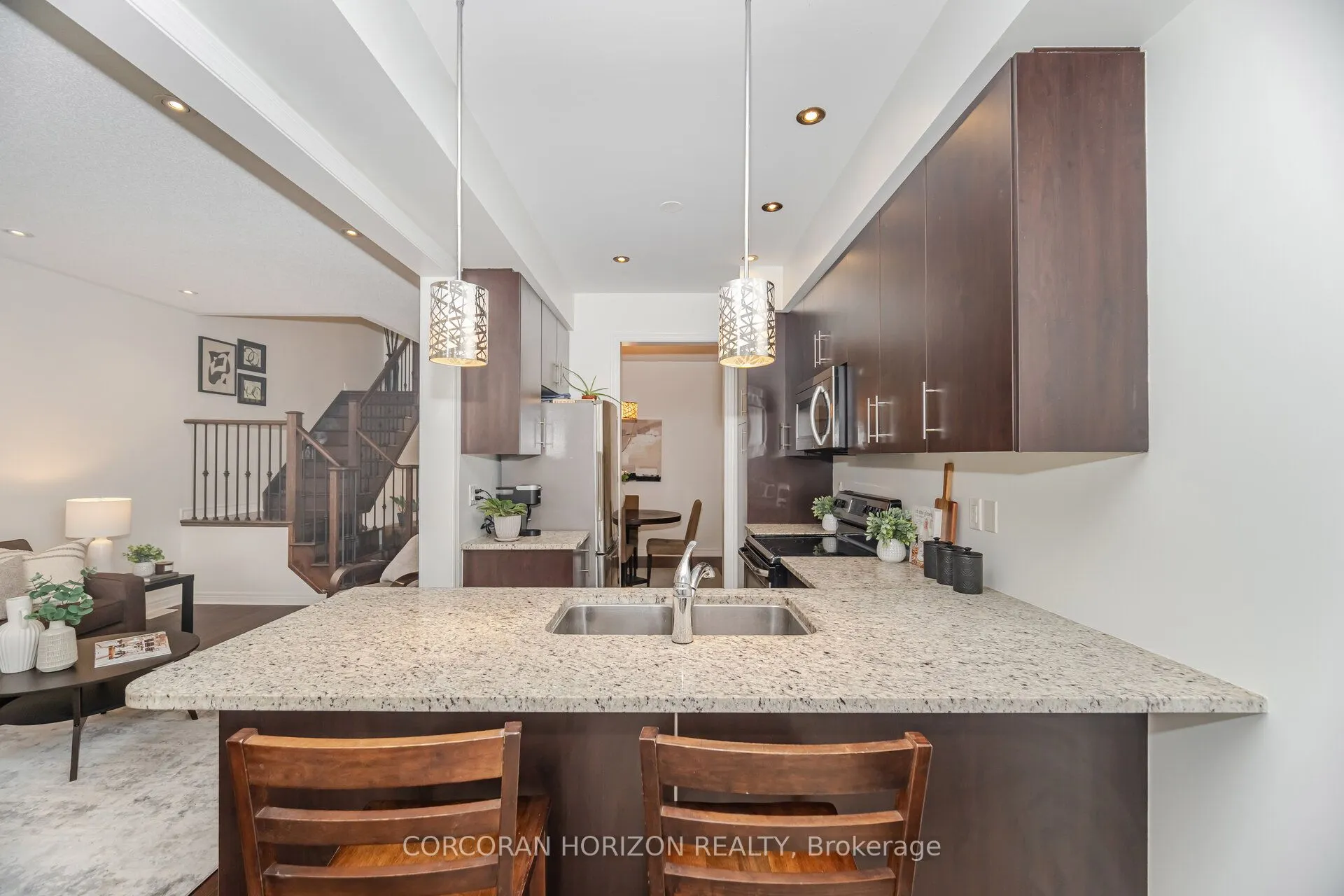 12 Aspenview Avenue