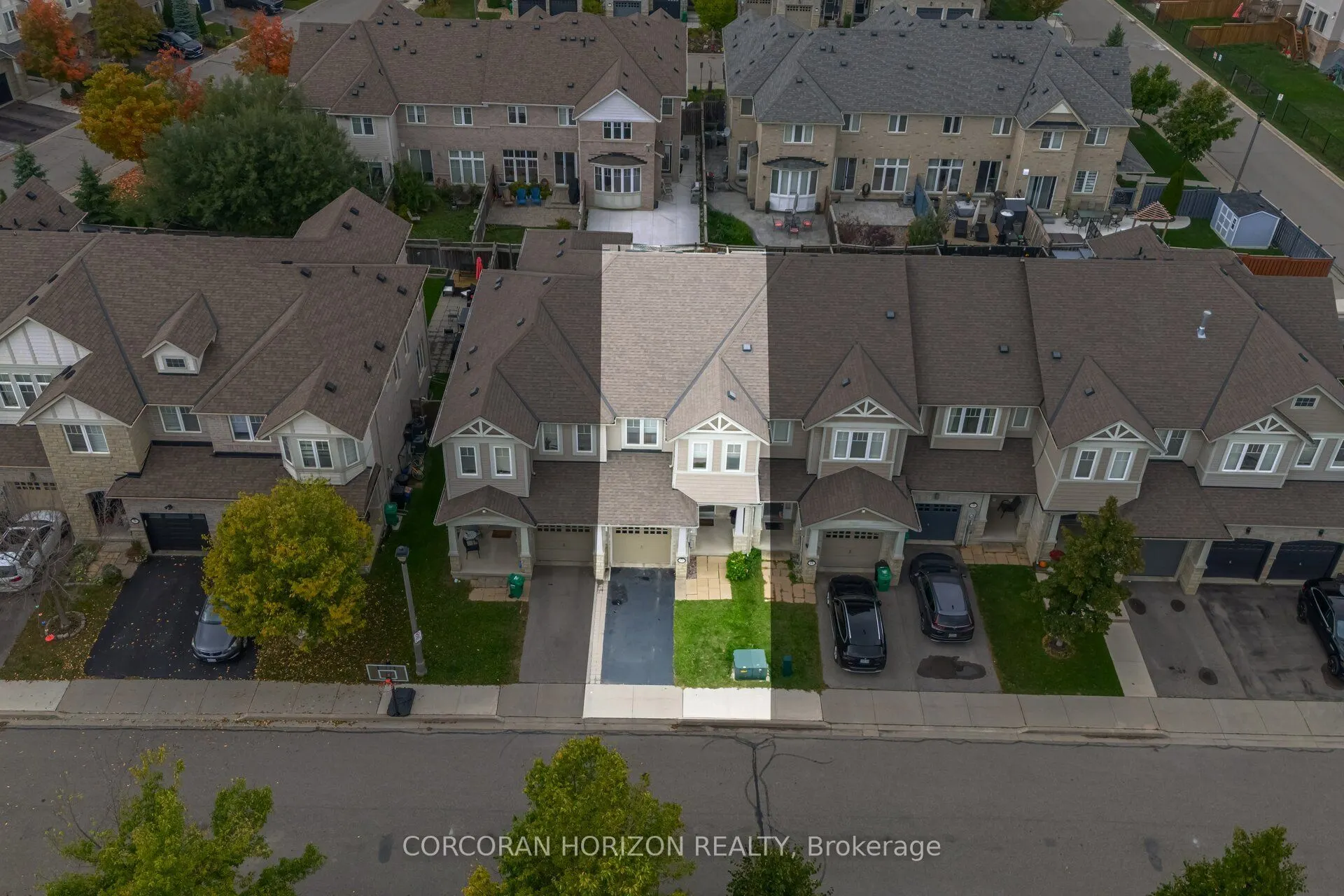 12 Aspenview Avenue