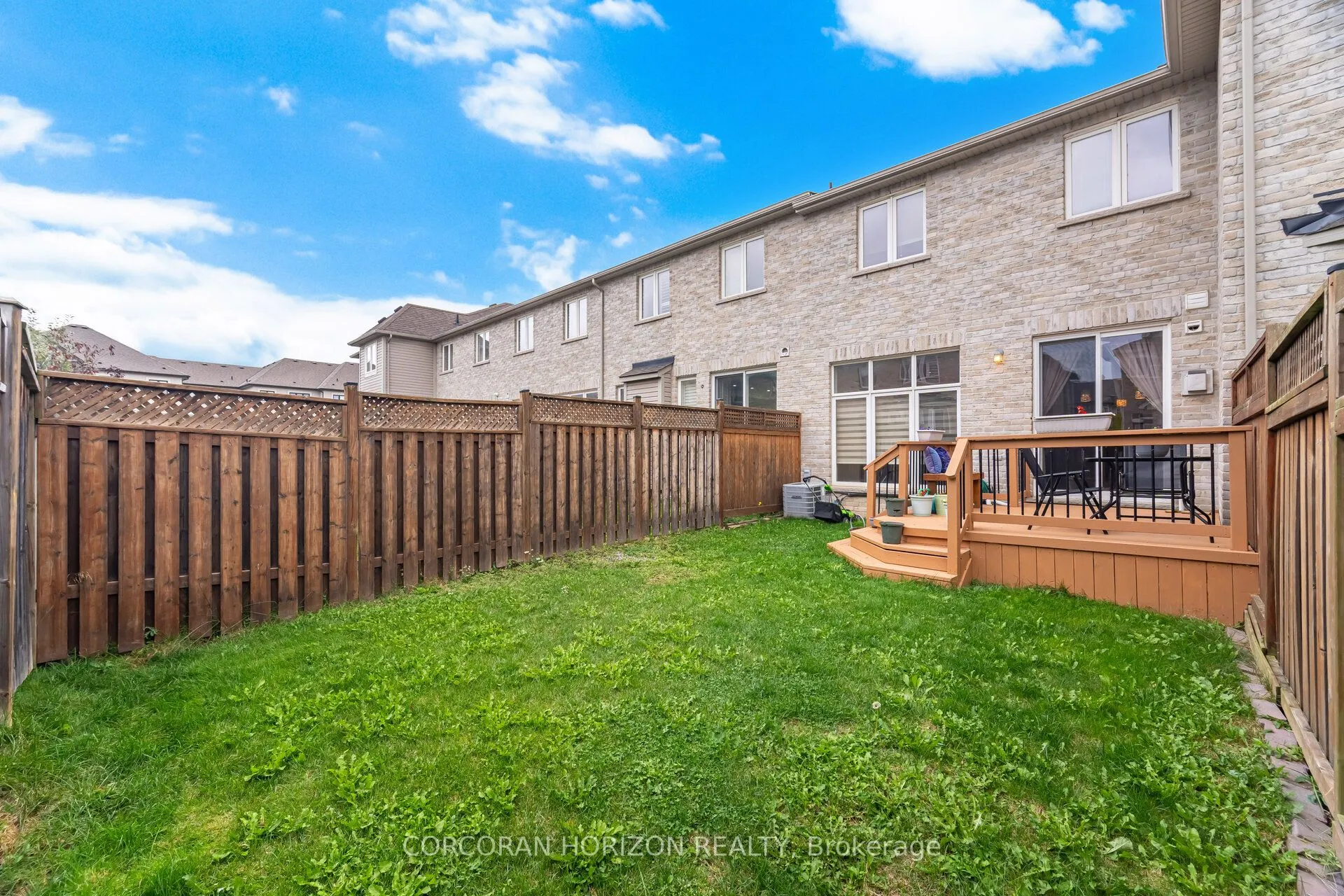 12 Aspenview Avenue