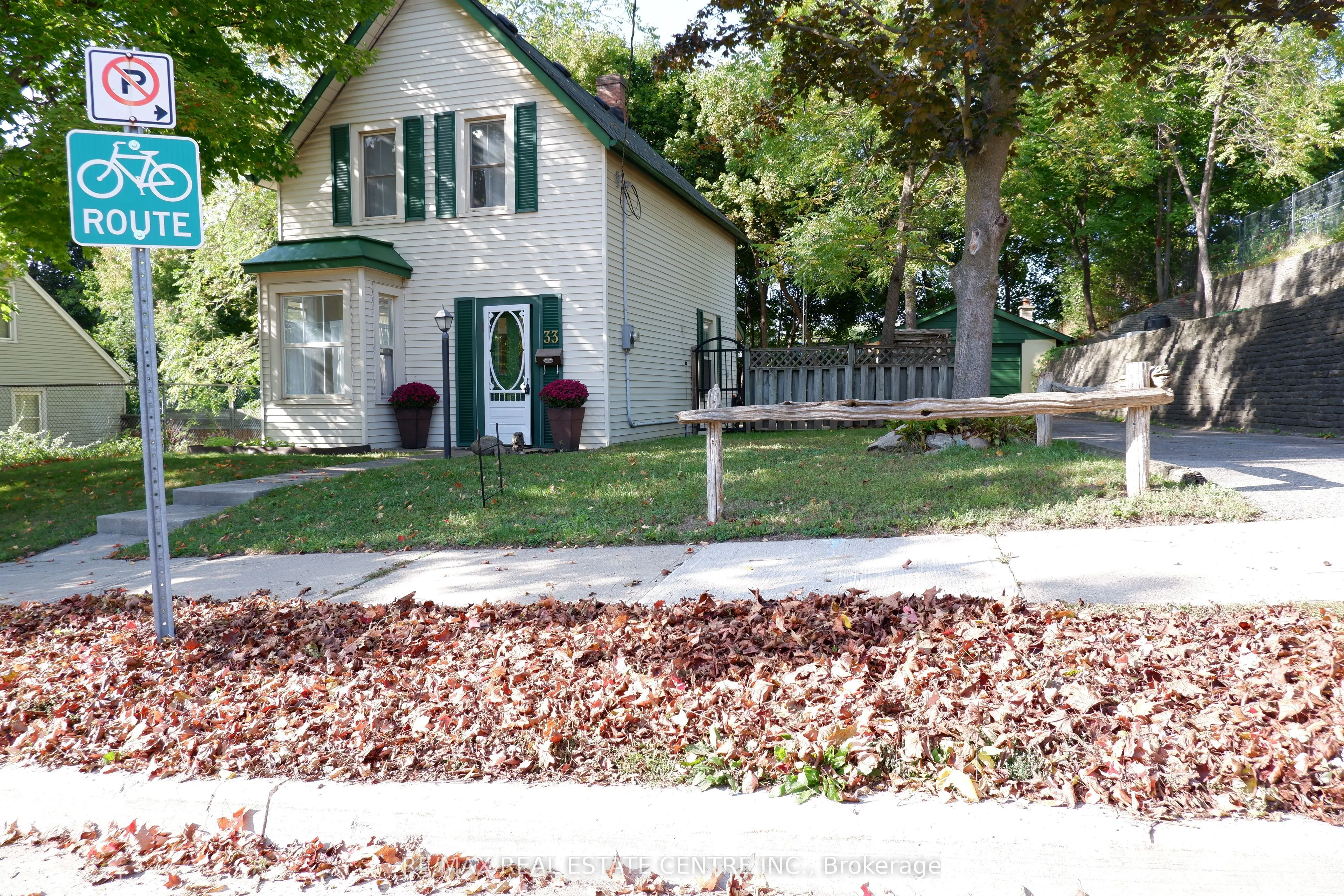 33 King Street