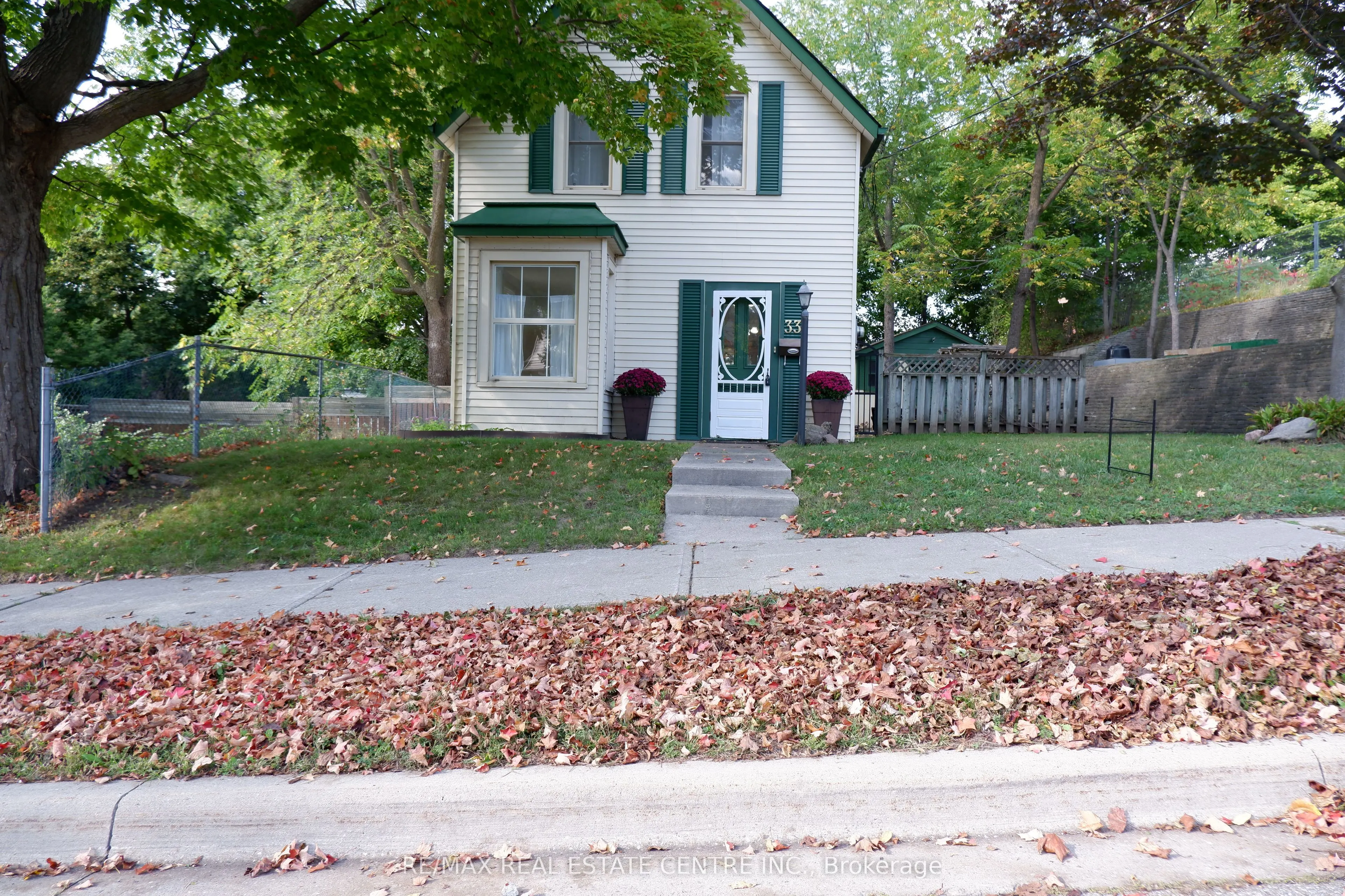 33 King Street