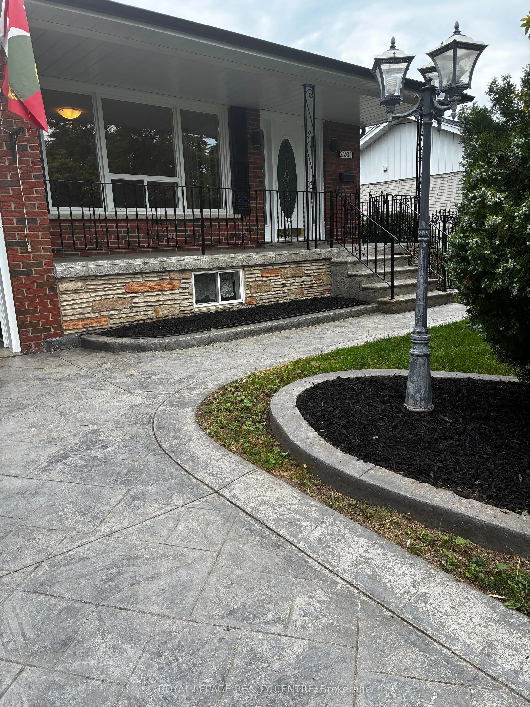 2201 Cliff Road