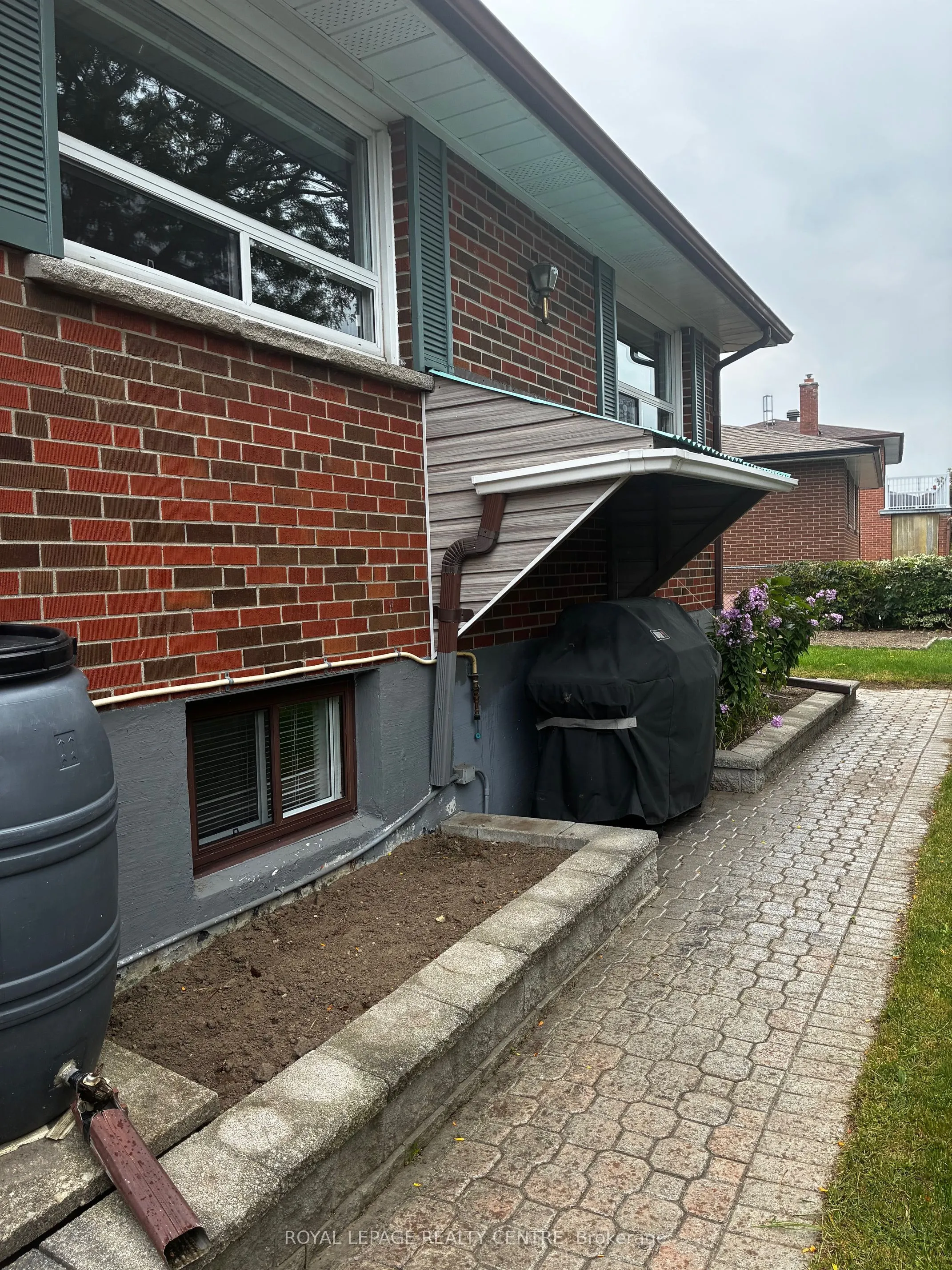 2201 Cliff Road
