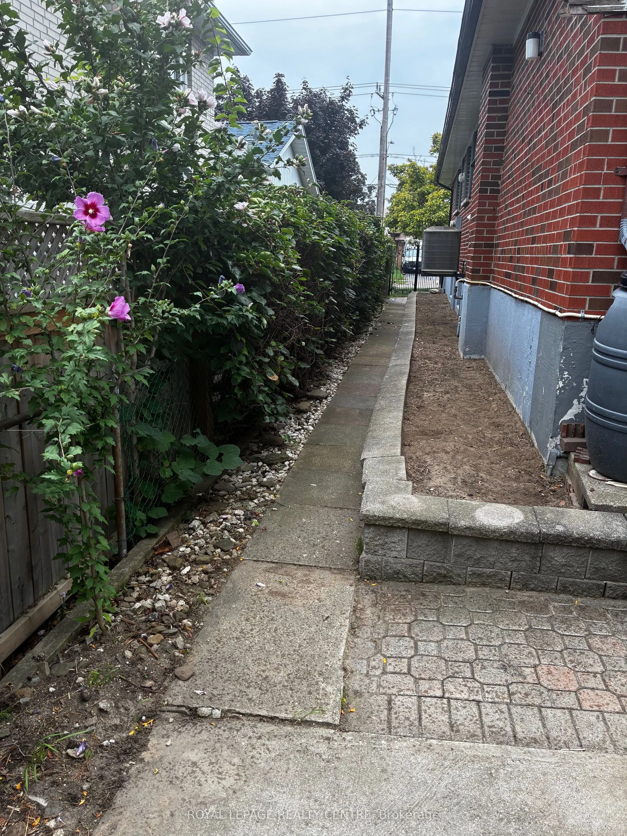 2201 Cliff Road