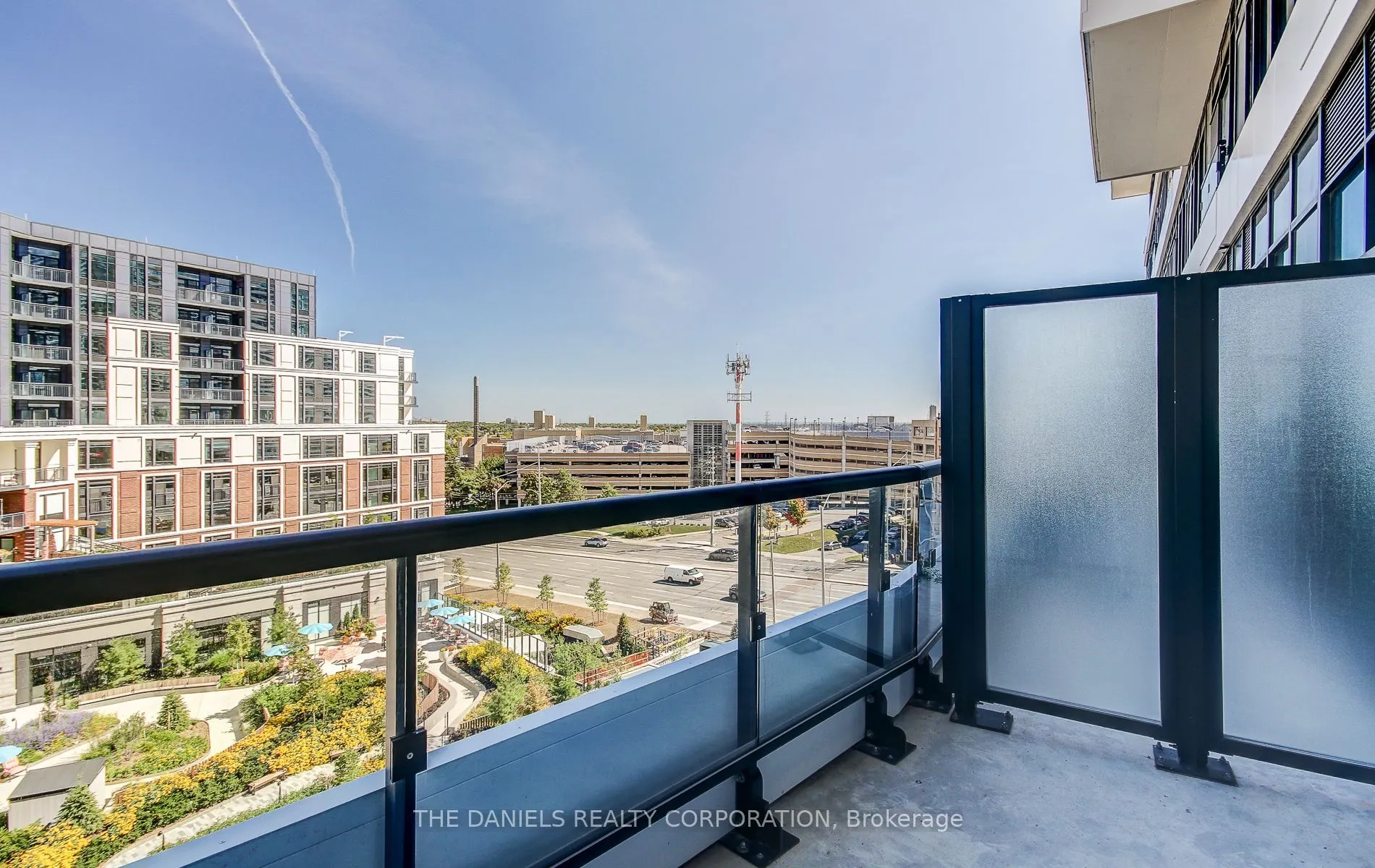 2485 Eglinton Avenue W, #712