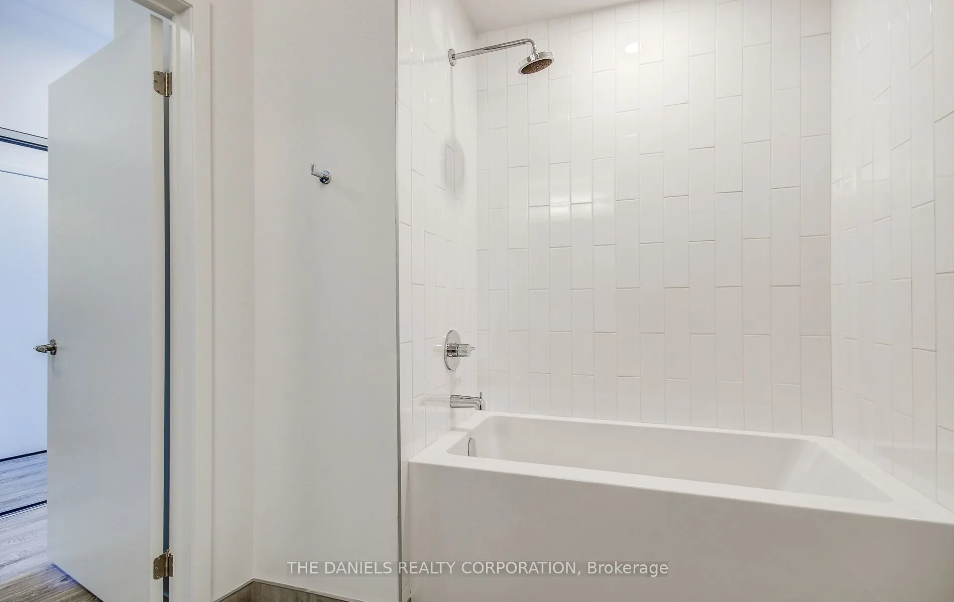 2485 Eglinton Avenue W, #712