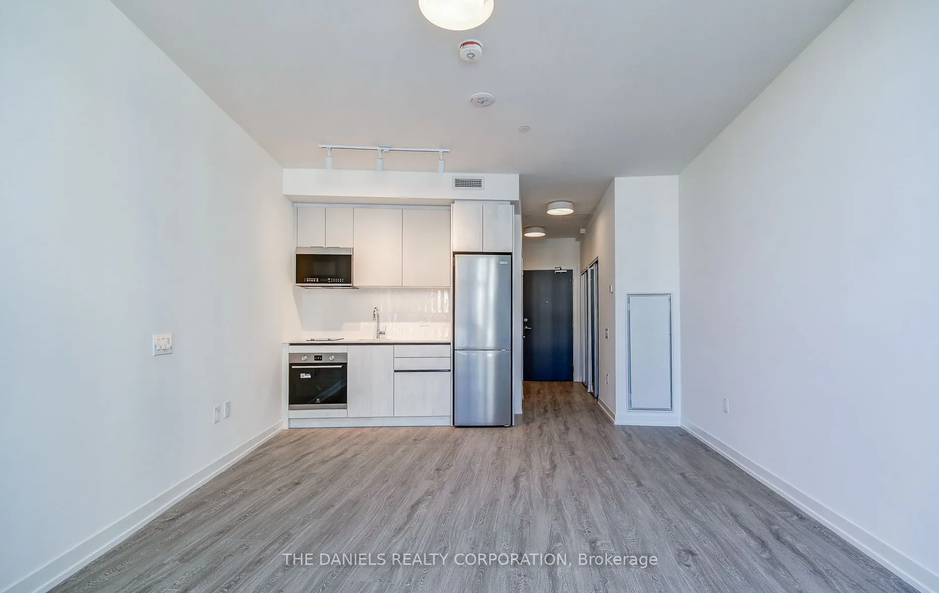 2485 Eglinton Avenue W, #712
