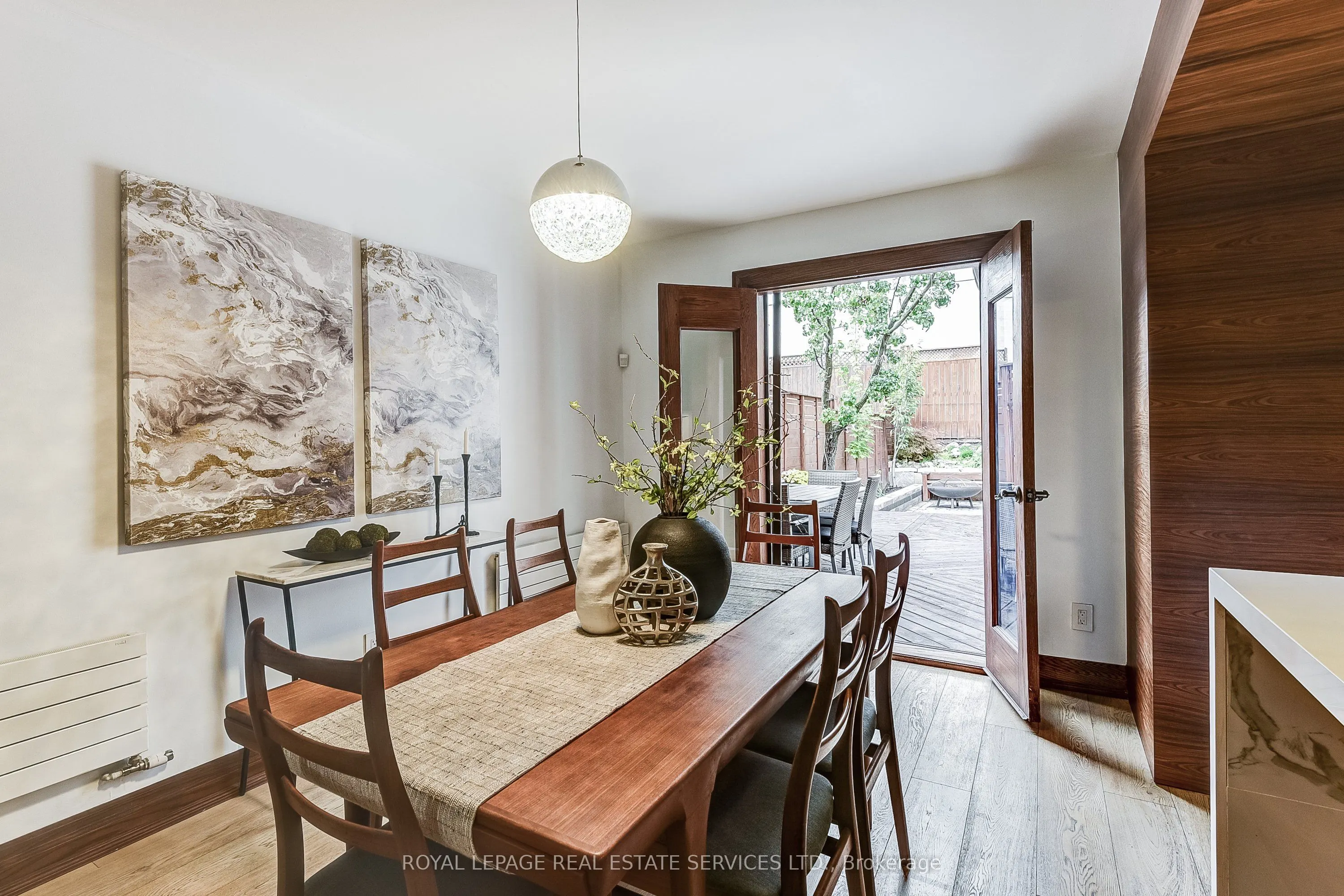 16 Larkin Avenue