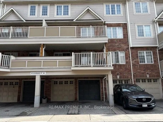 613 Dundas Street W, #5