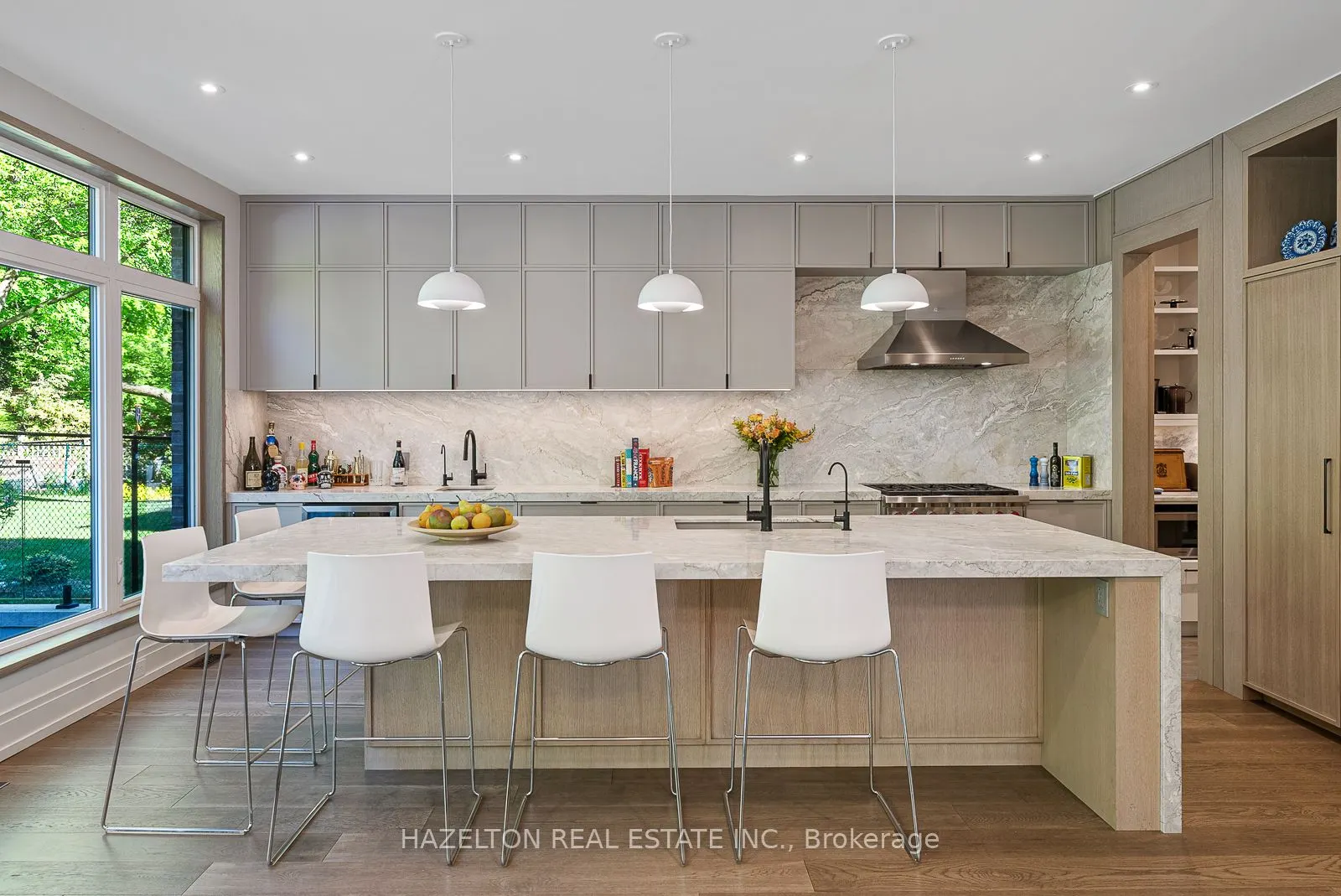 35 Worthington Crescent