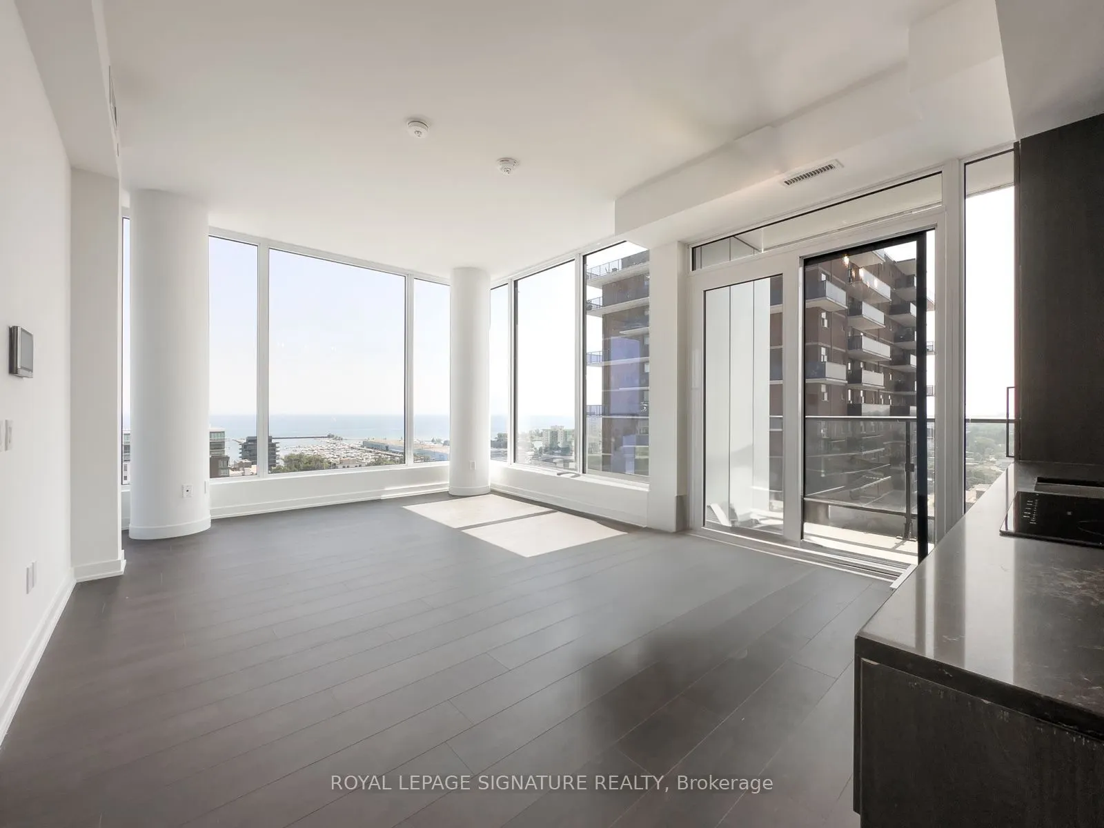 28 Ann Street, #1803