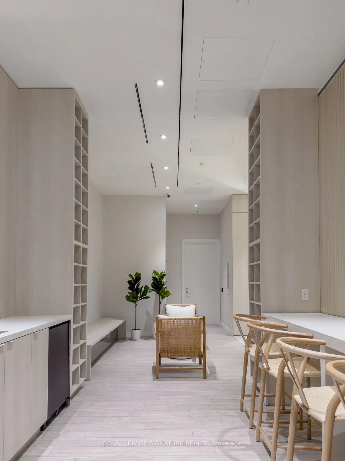 28 Ann Street, #1803