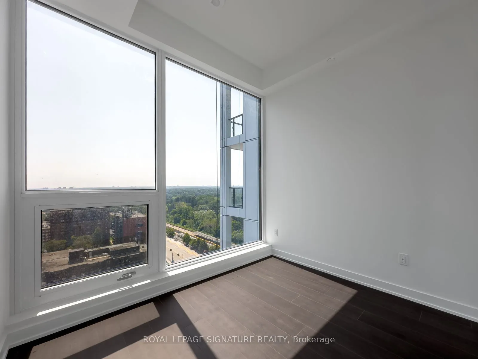 28 Ann Street, #1803
