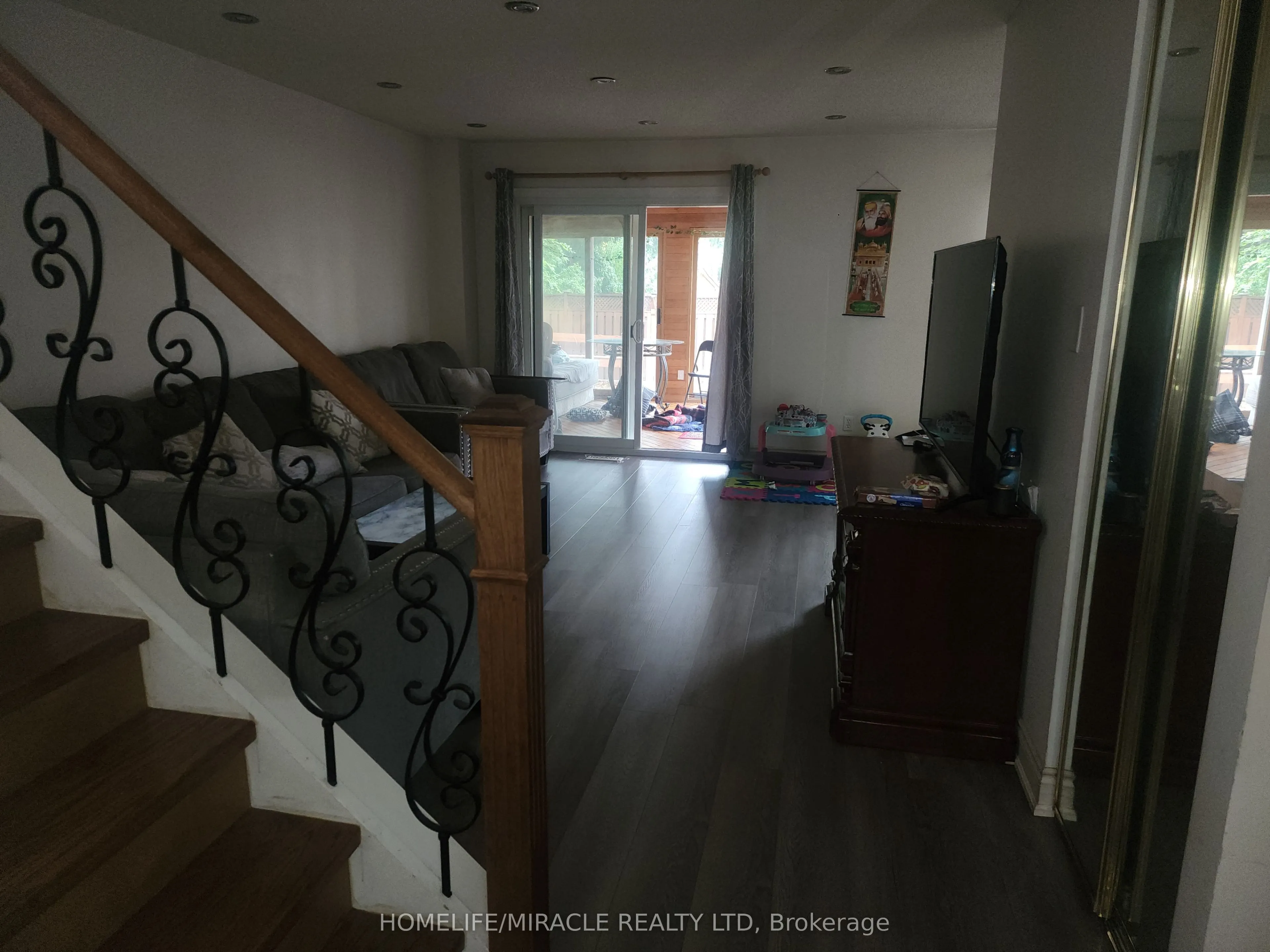 23 Wesmorland Avenue