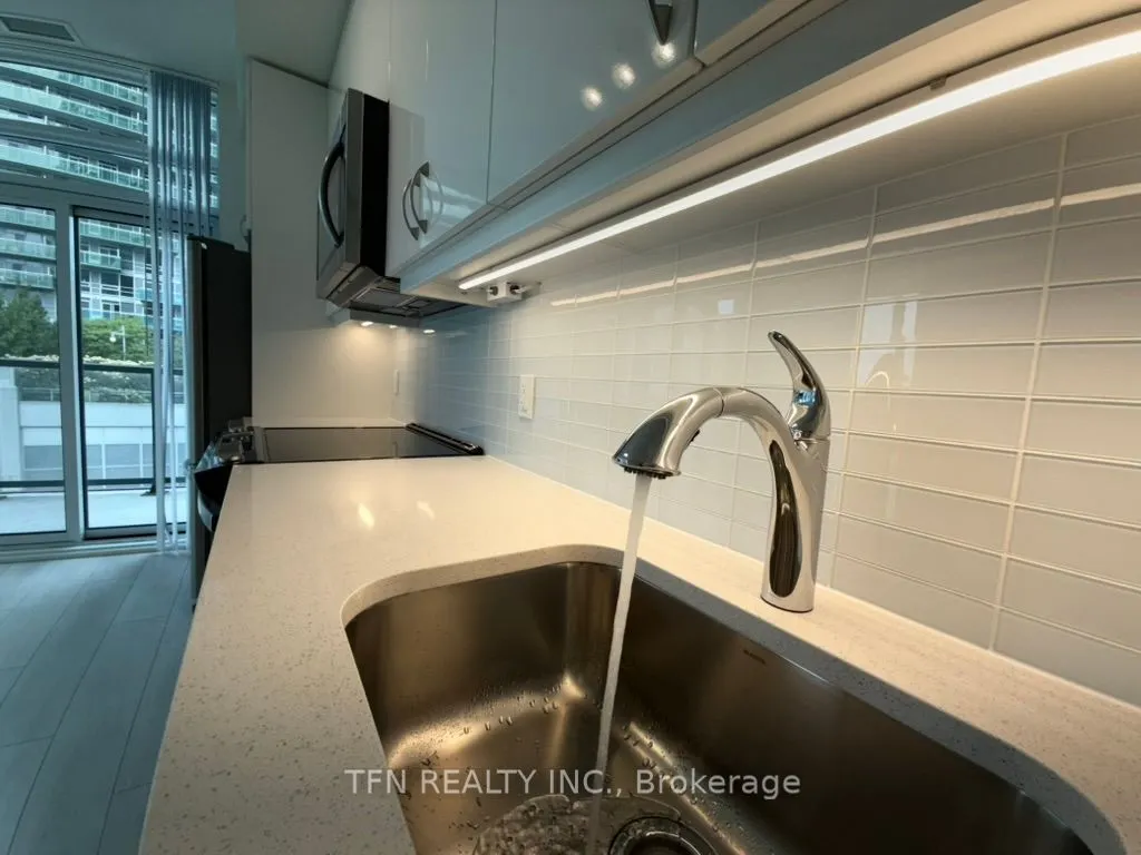 38 Annie Craig Drive, #411