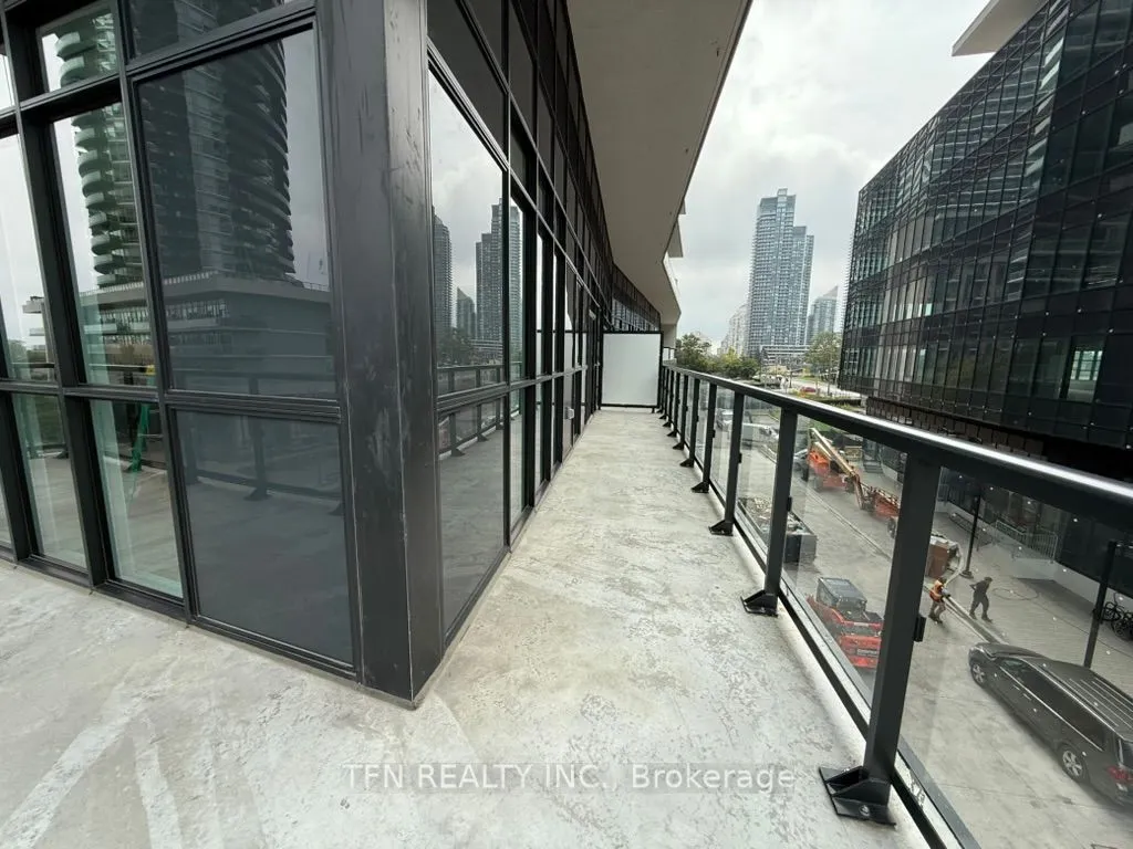 38 Annie Craig Drive, #411