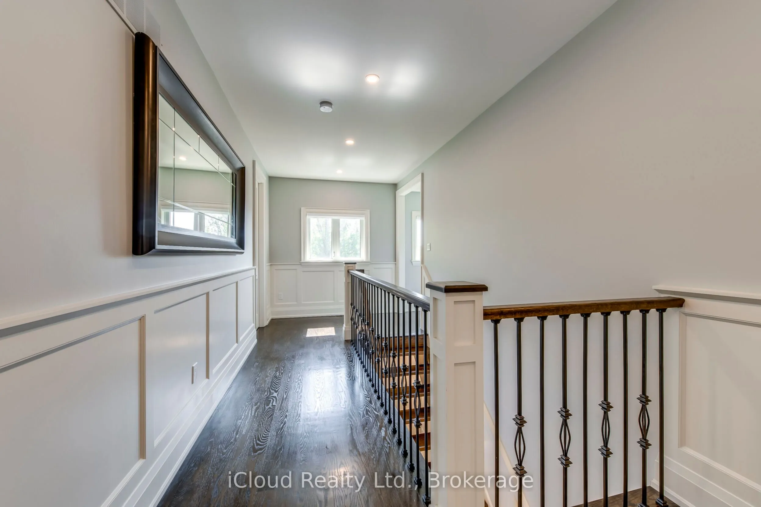 962 Fredonia Drive