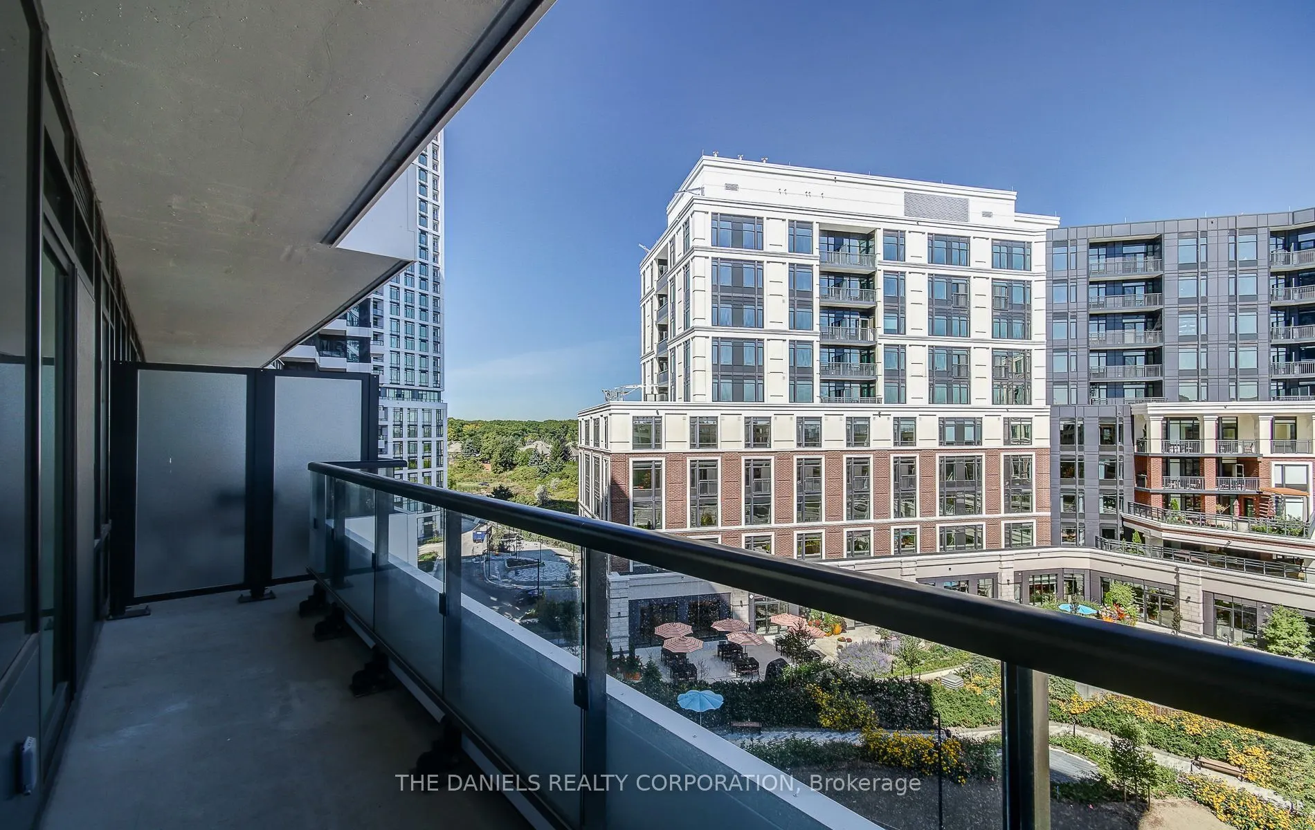 2485 Eglinton Avenue W, #615