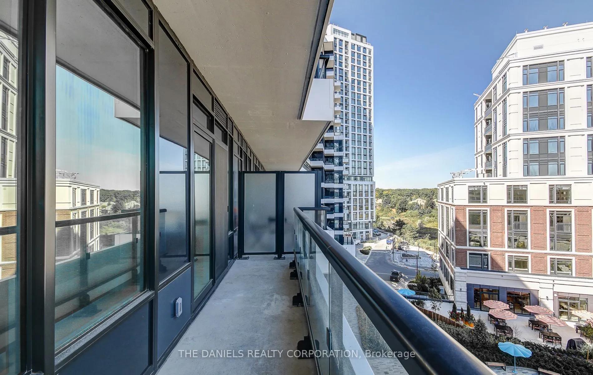 2485 Eglinton Avenue W, #615