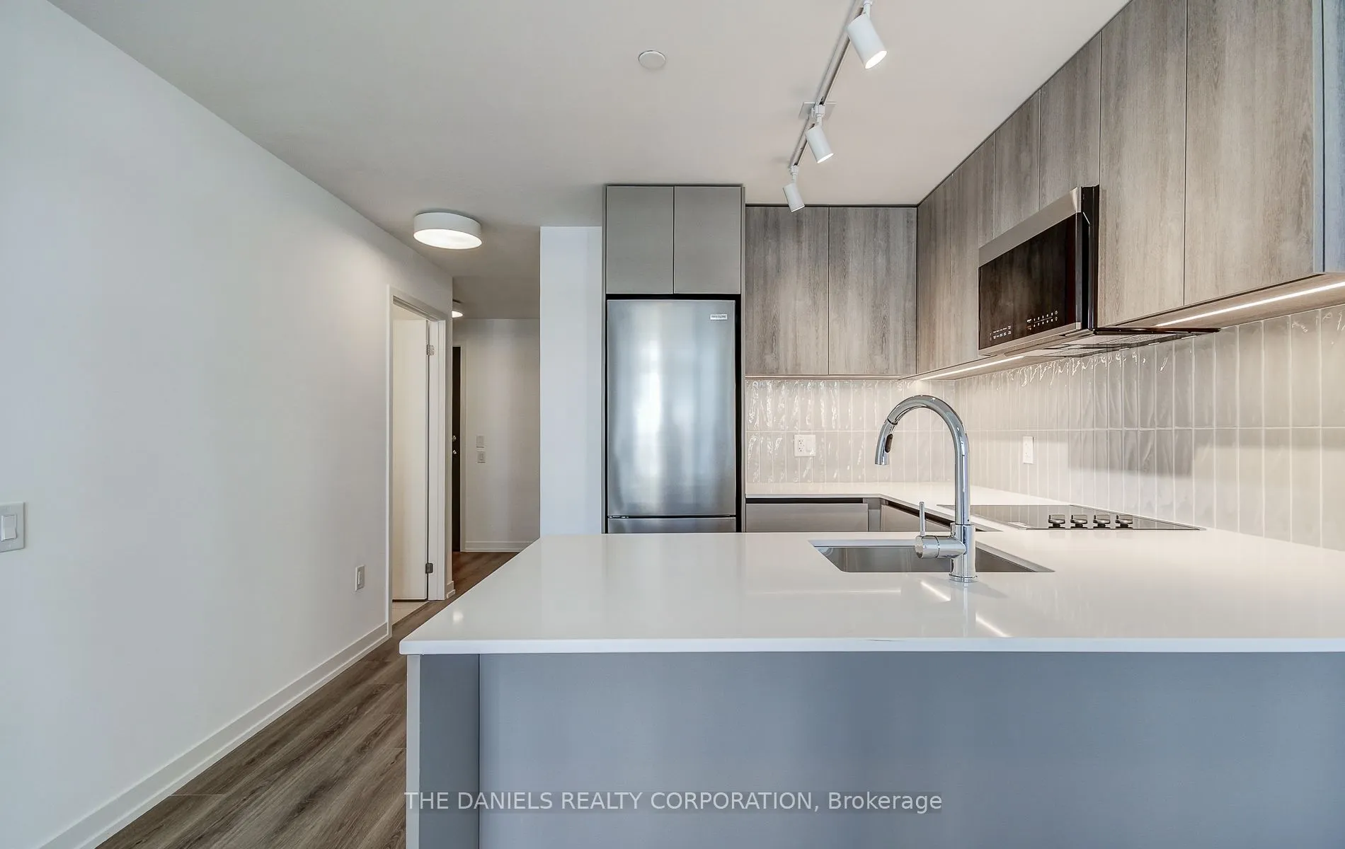 2485 Eglinton Avenue W, #615