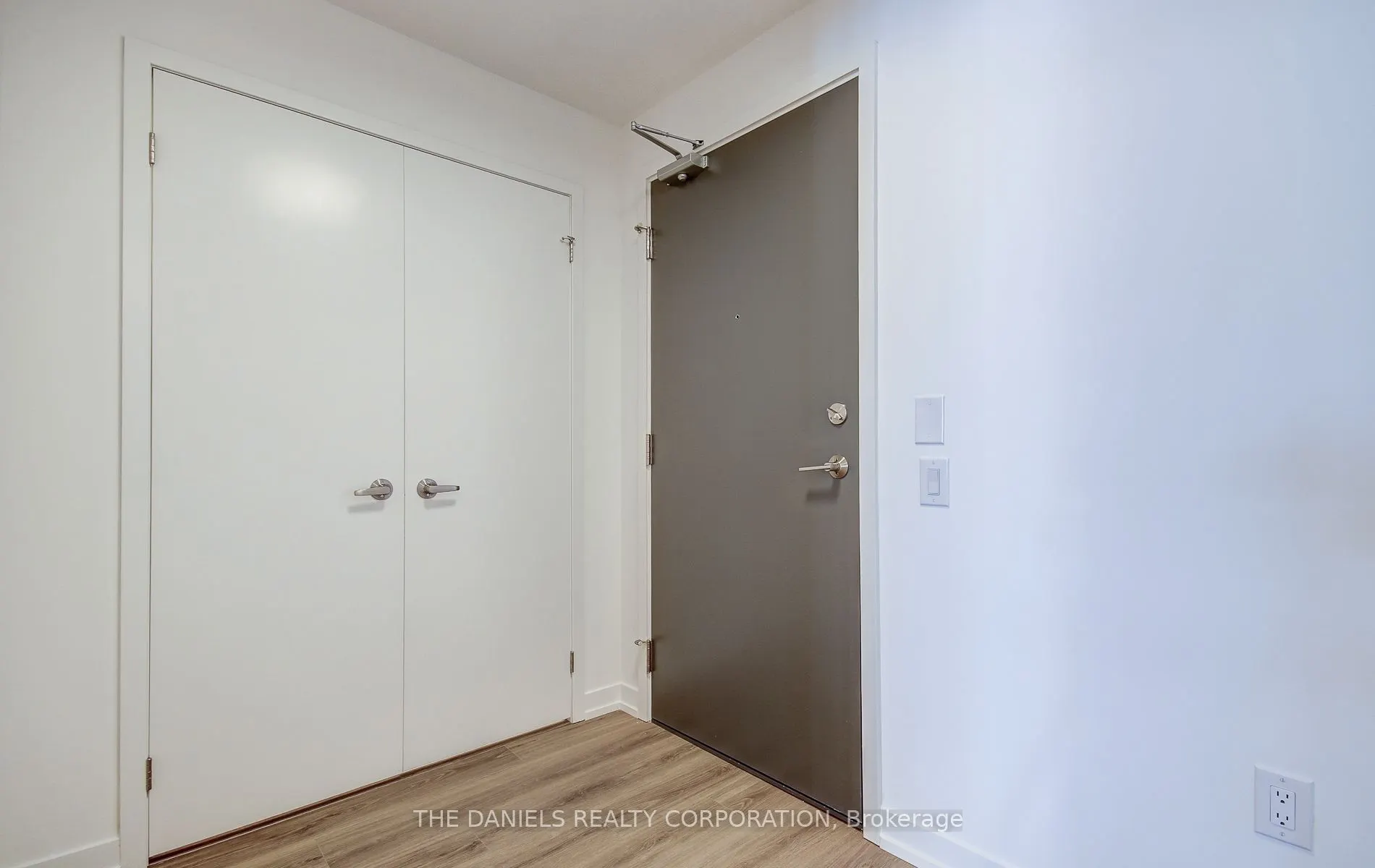2485 Eglinton Avenue W, #615