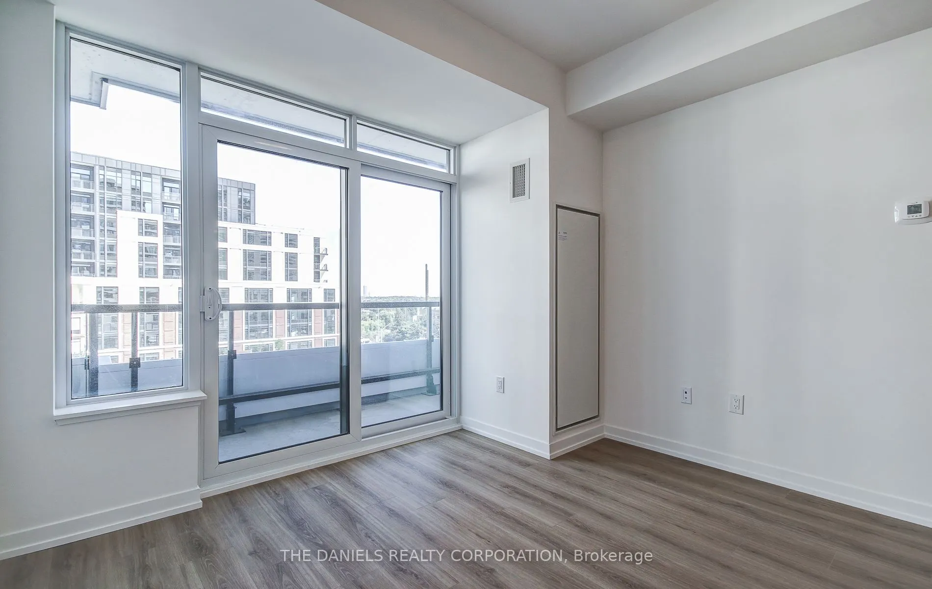 2485 Eglinton Avenue W, #615