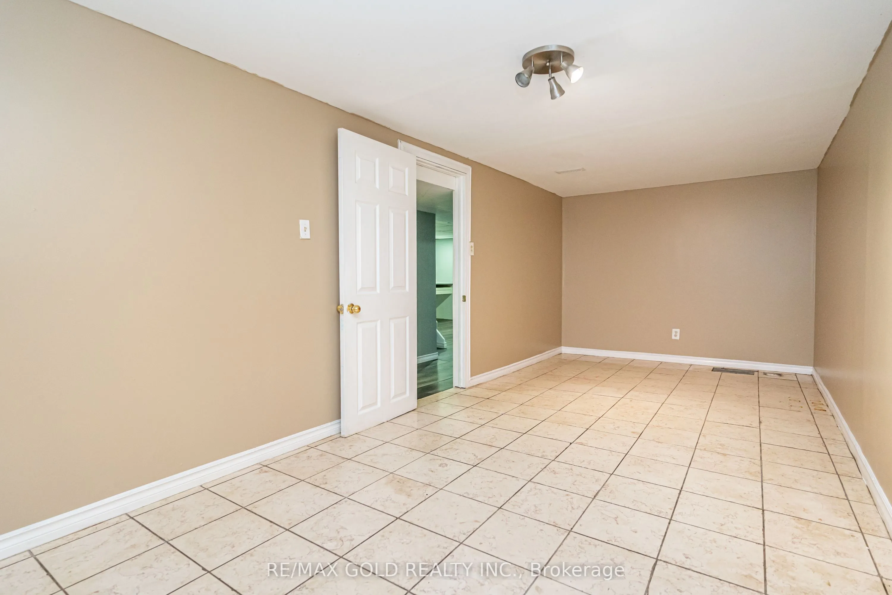 41 Aberdeen Crescent