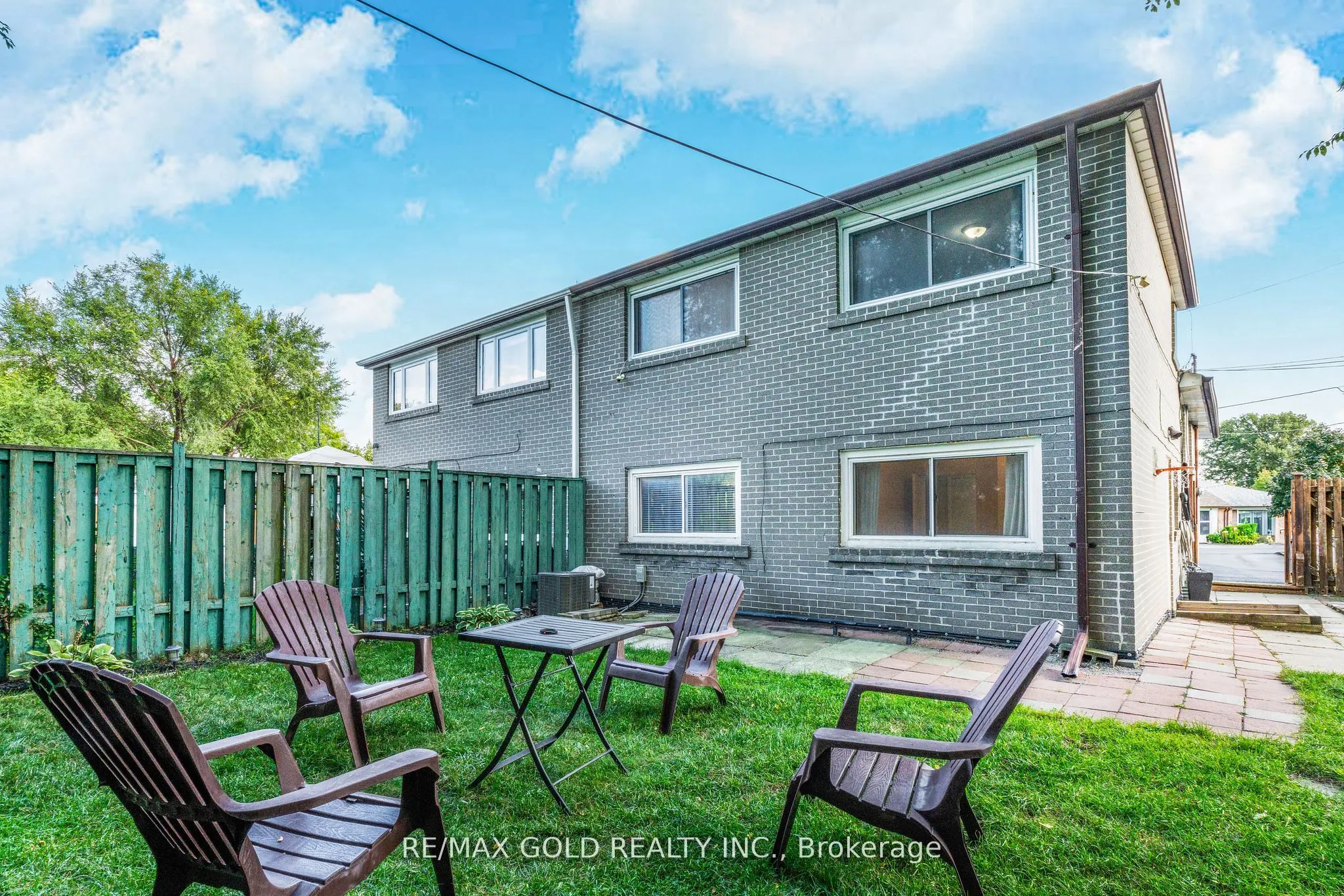 36 Garfield Crescent