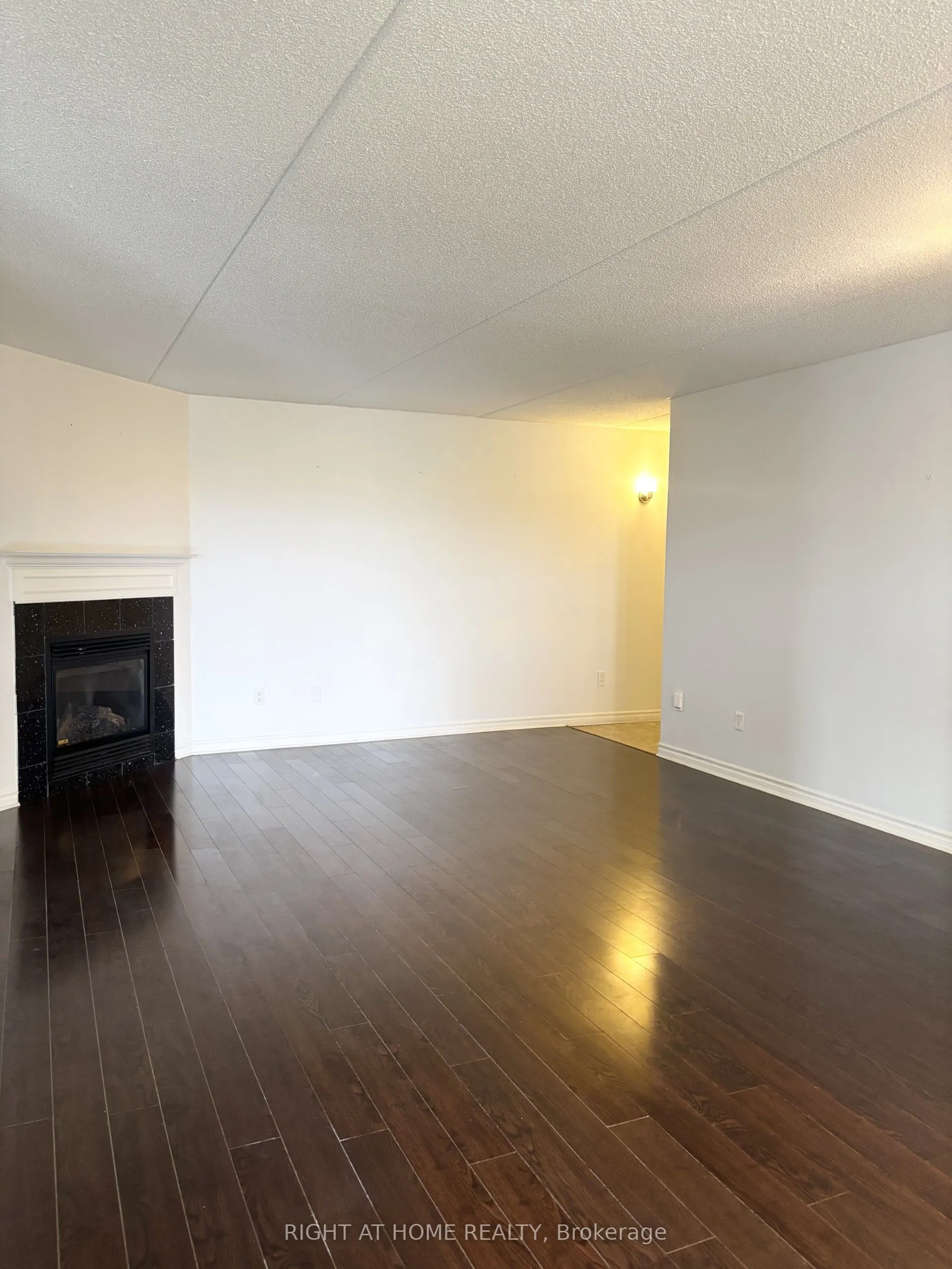 1479 Maple Avenue, #311
