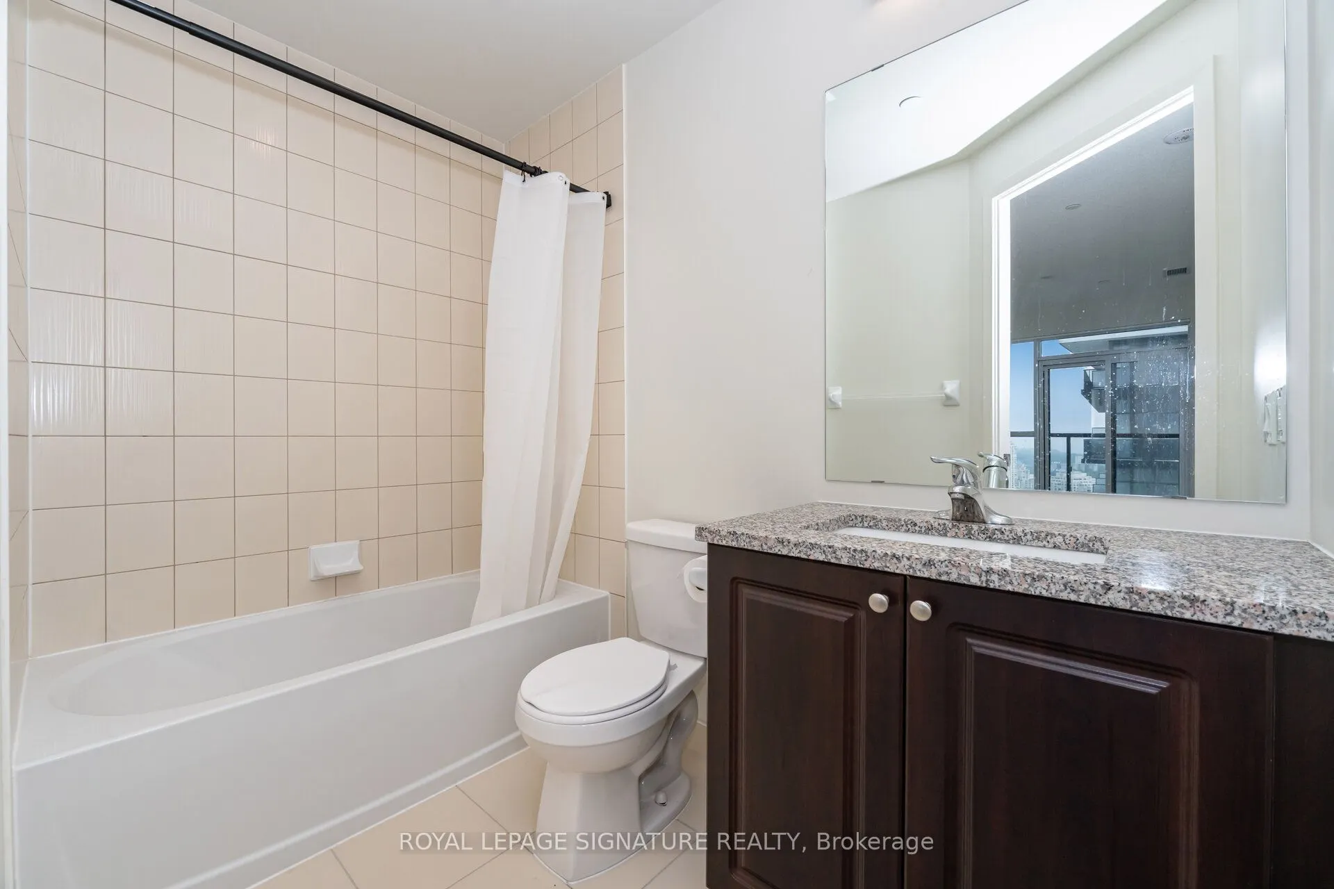 38 Annie Craig Drive, #3006