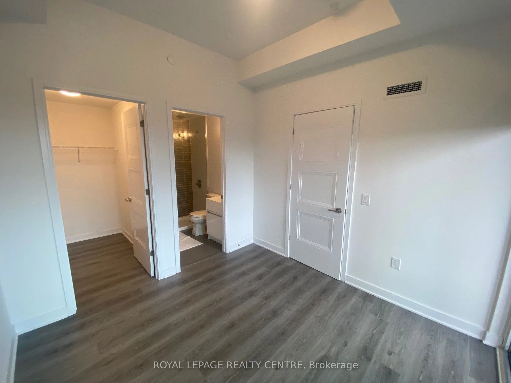 25 Neighbourhood Lane, #709