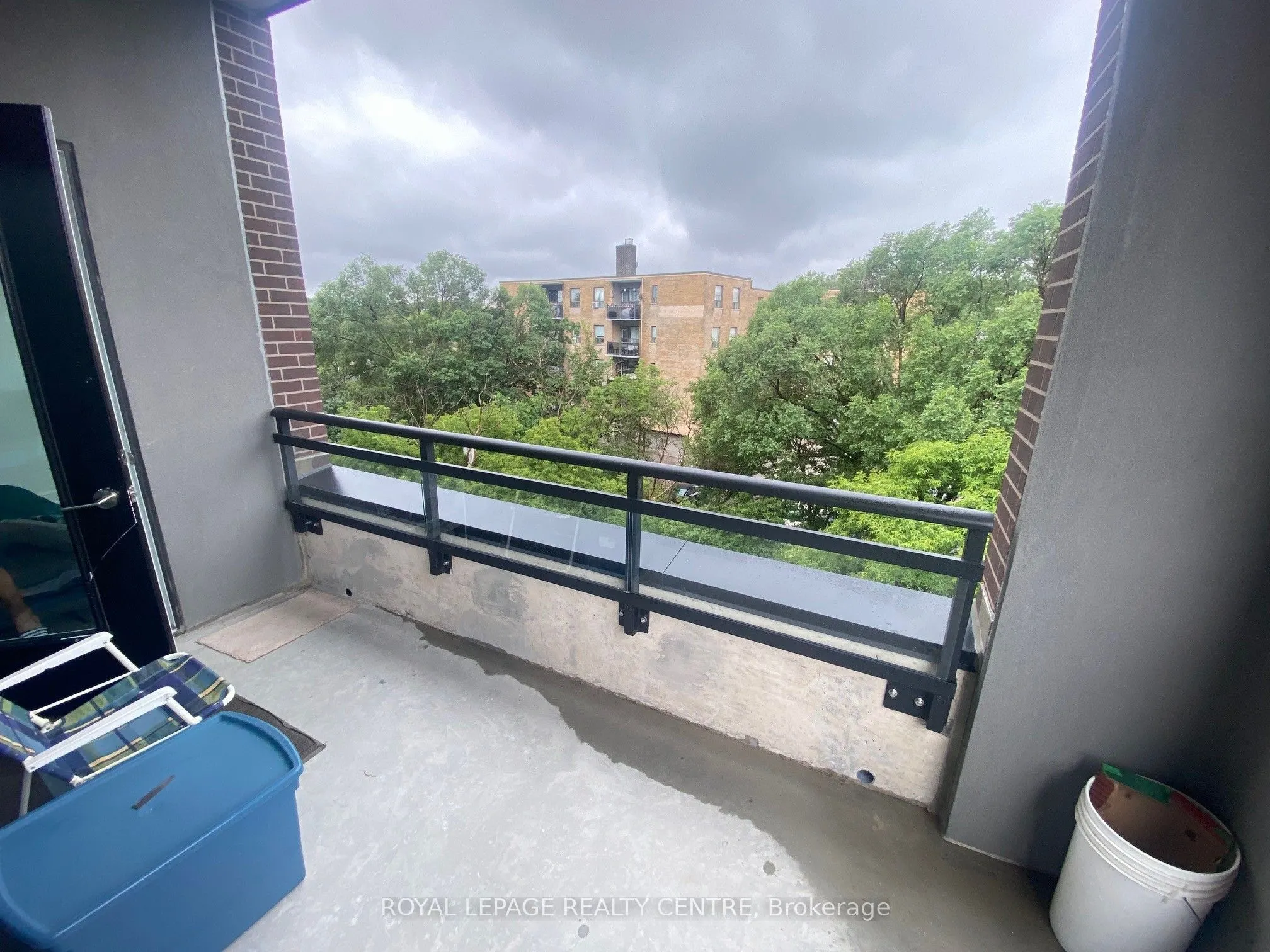 25 Neighbourhood Lane, #709