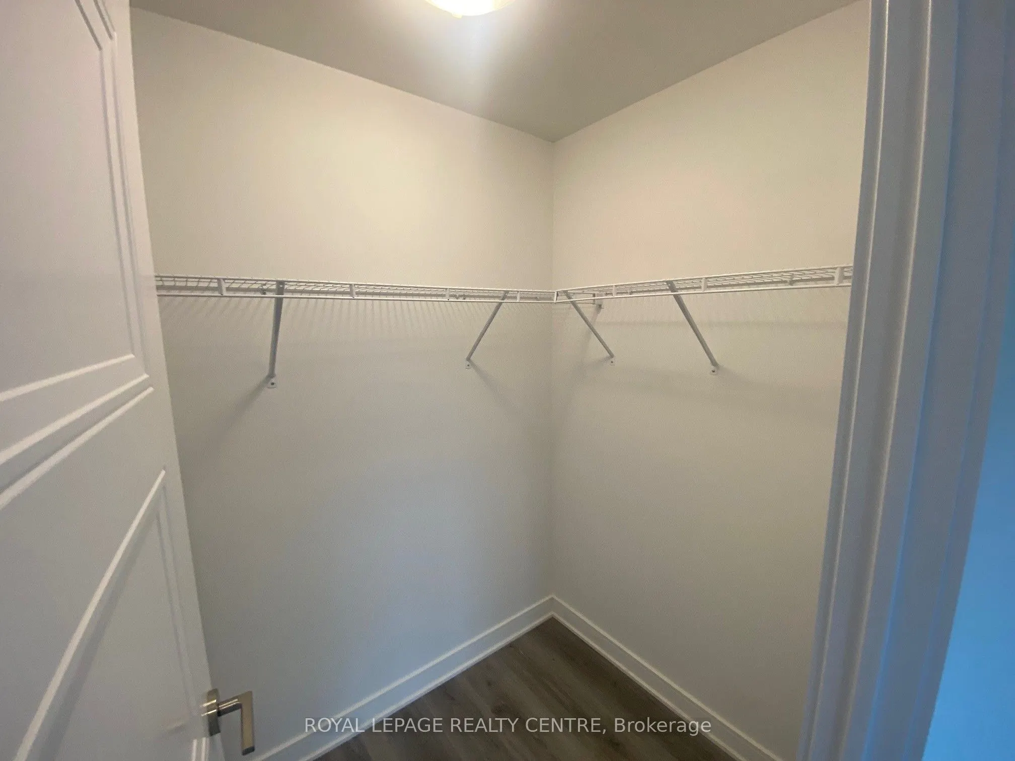 25 Neighbourhood Lane, #709