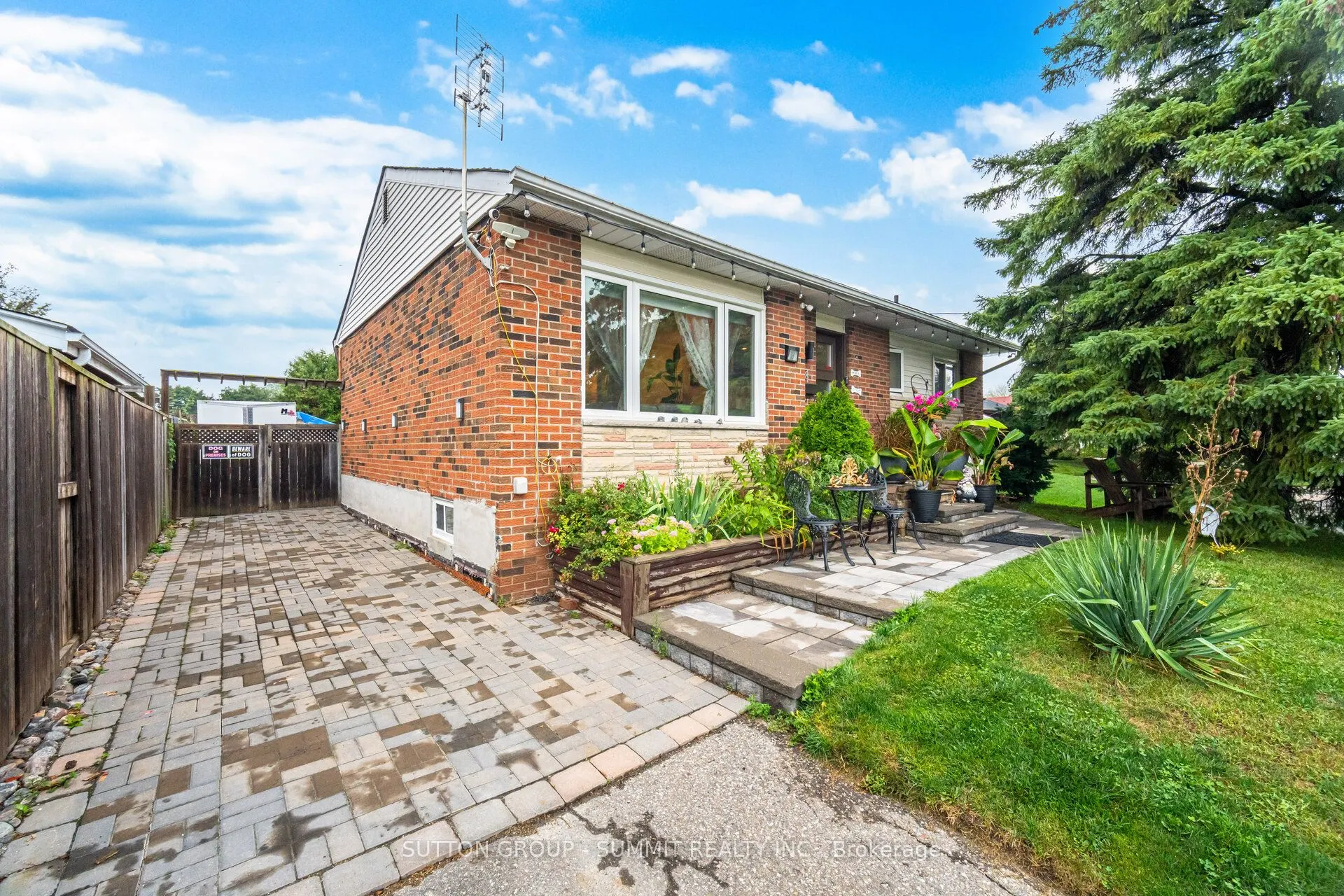 18 GOLDING Avenue