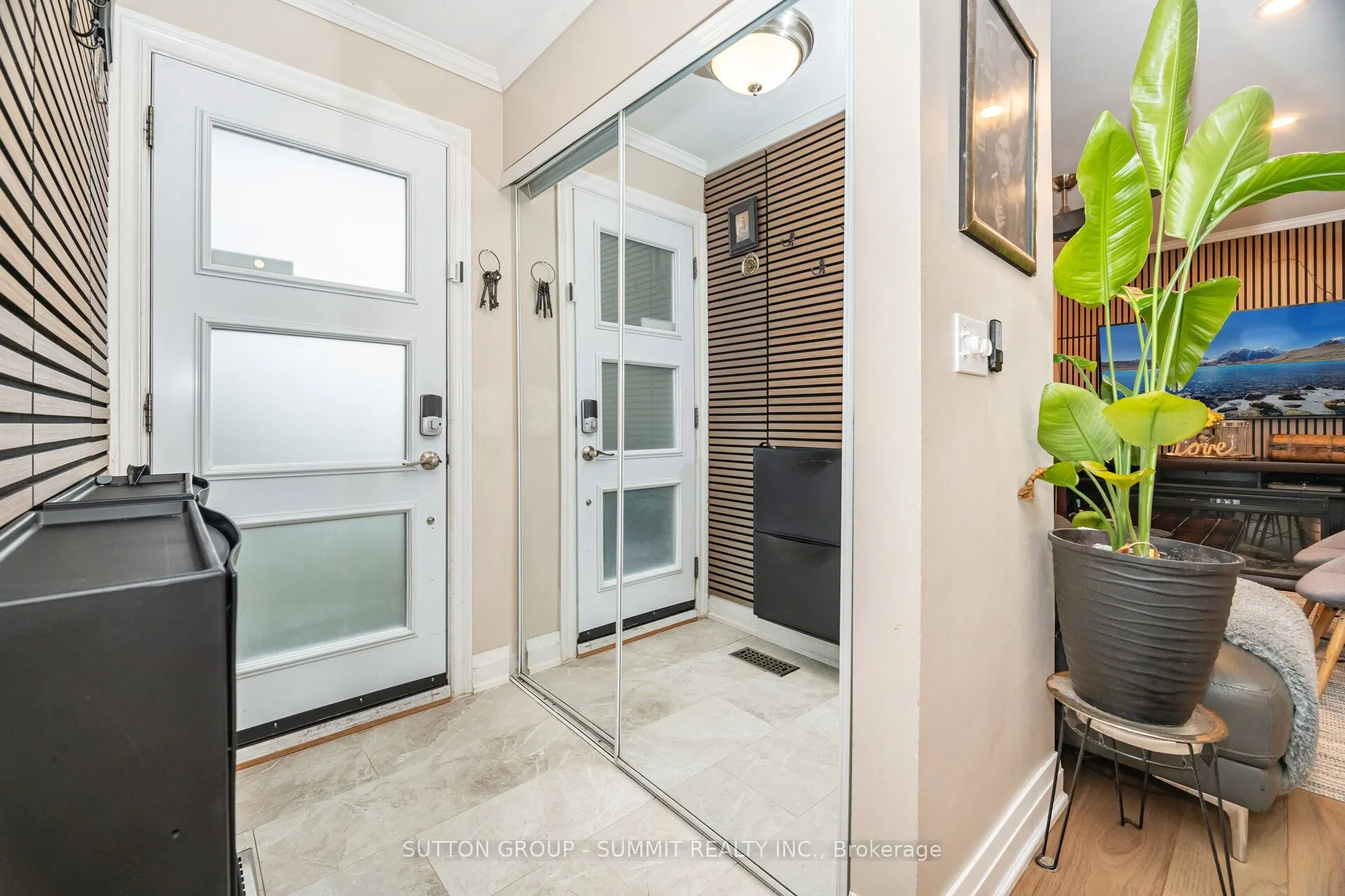 18 GOLDING Avenue