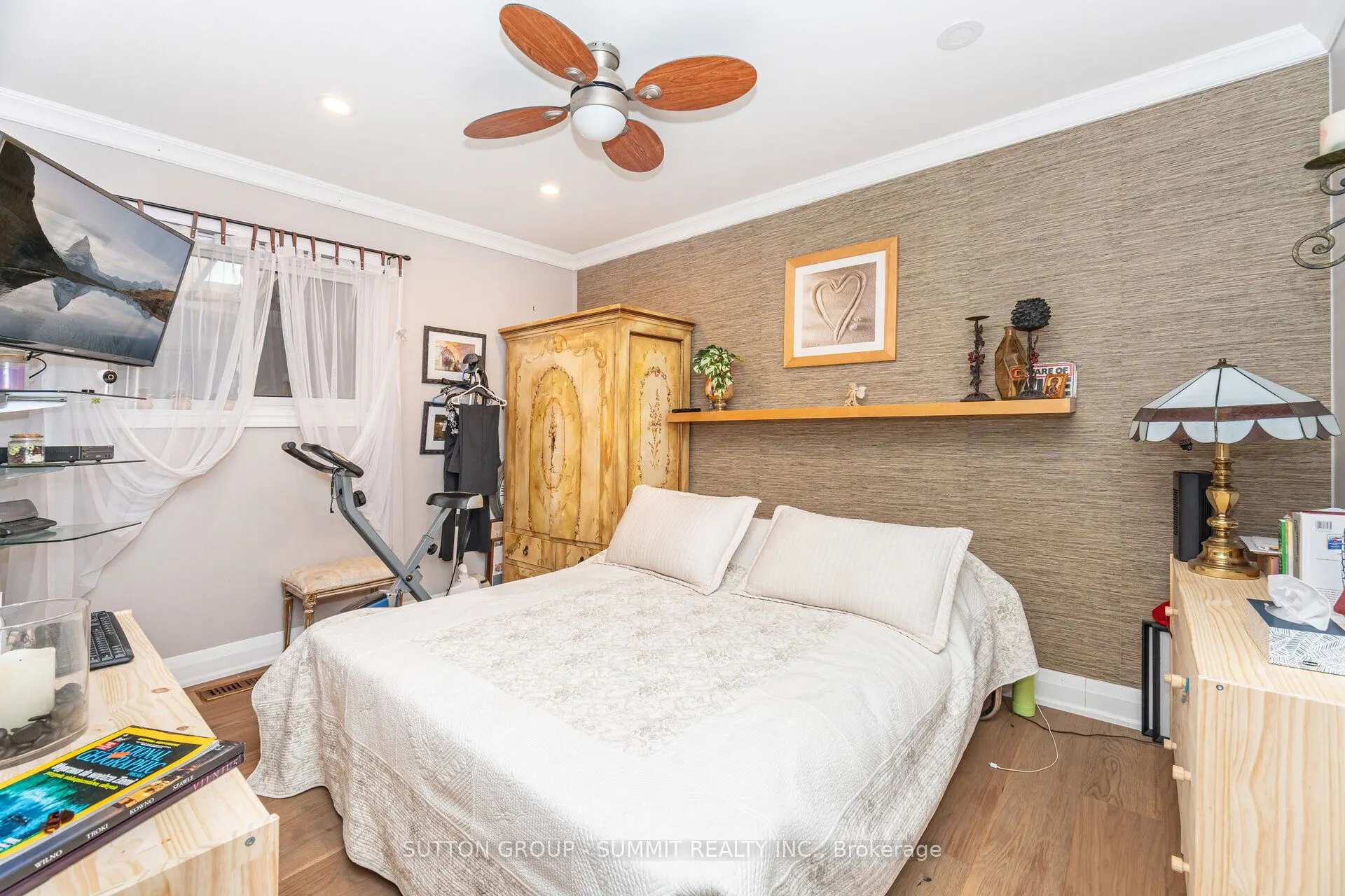 18 GOLDING Avenue