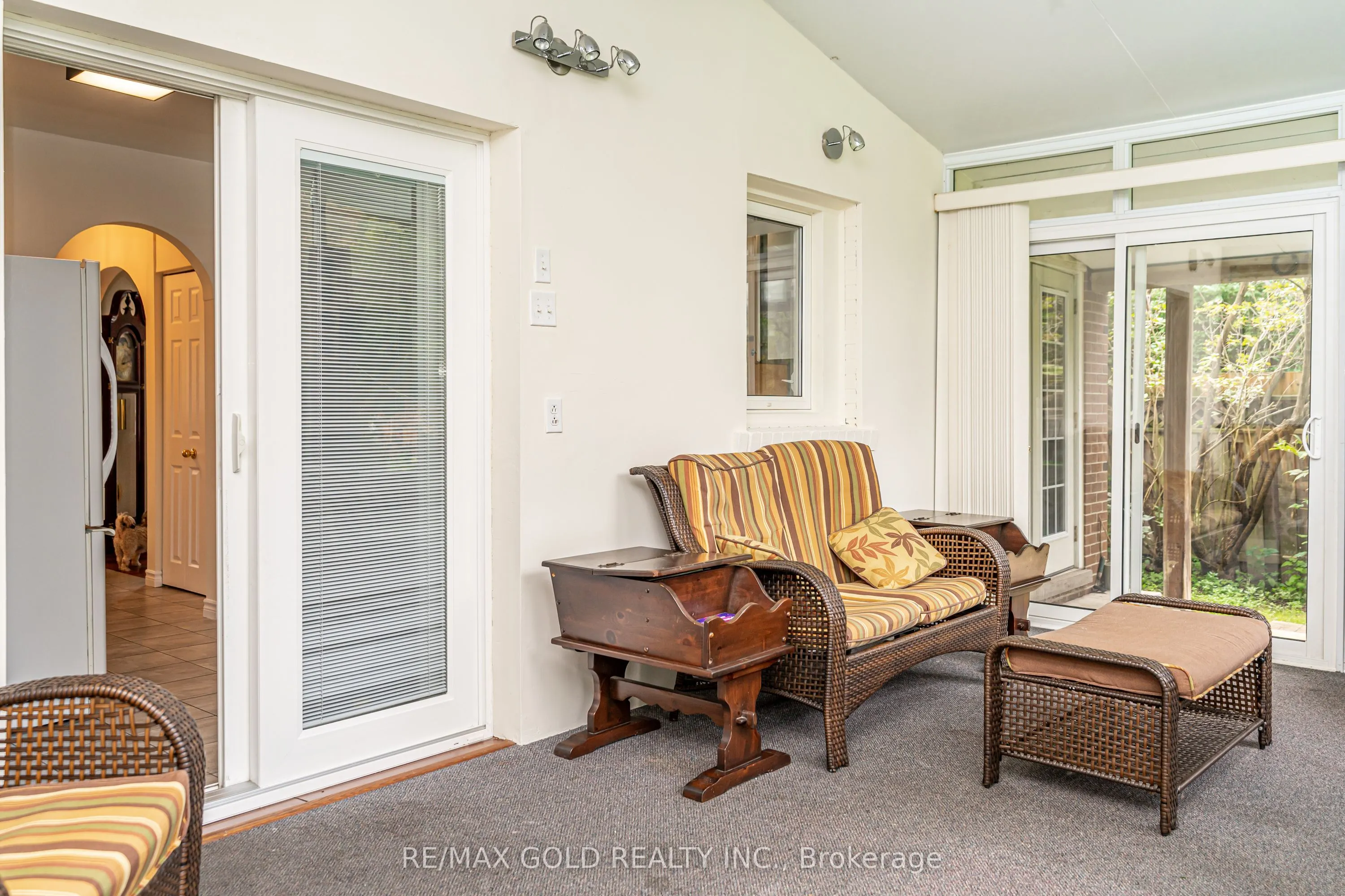 12 Lorraine Crescent