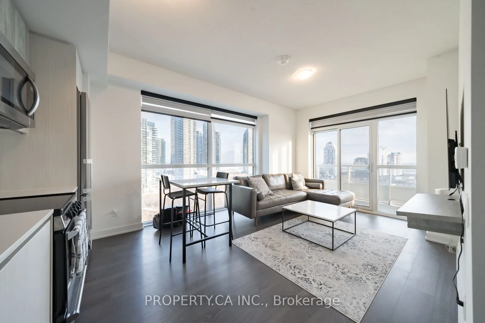 251 Manitoba Street, #1204