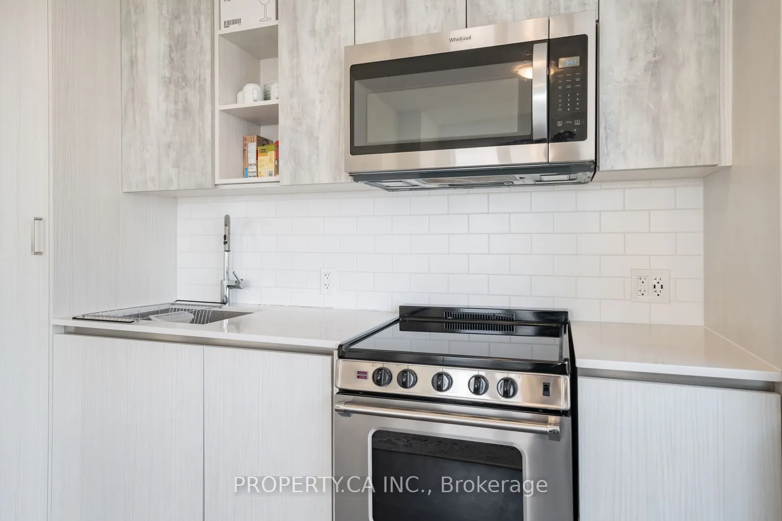 251 Manitoba Street, #1204