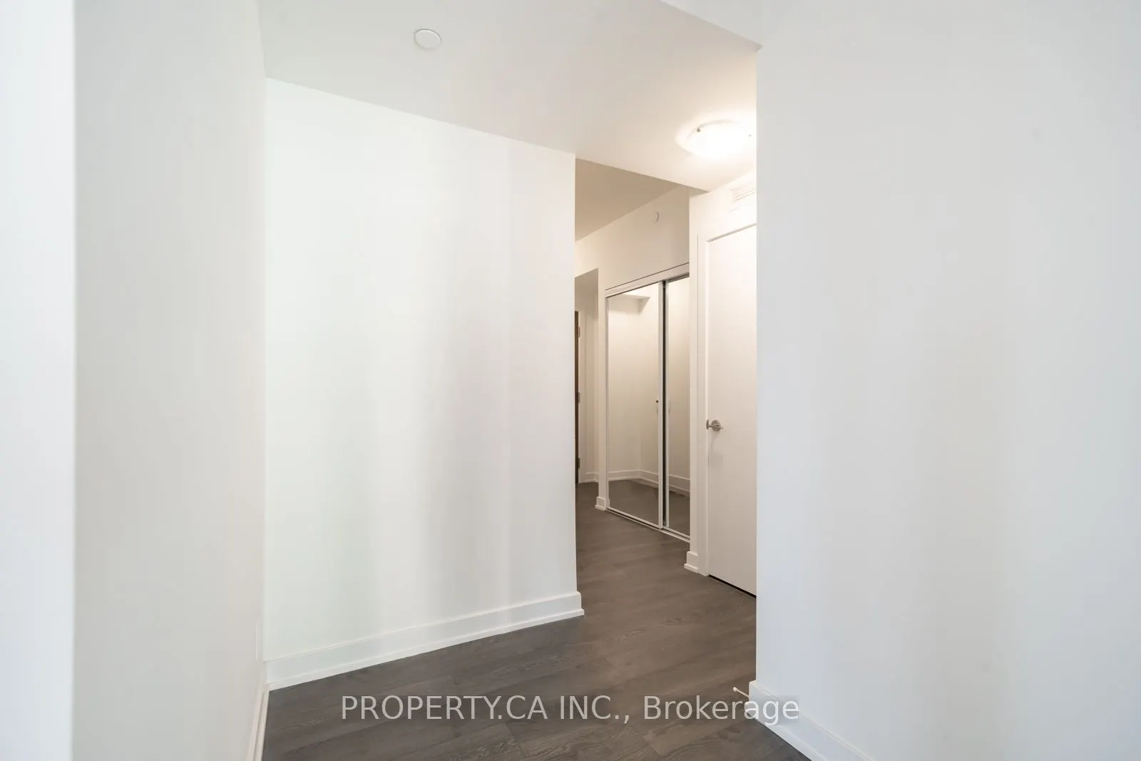 251 Manitoba Street, #1204