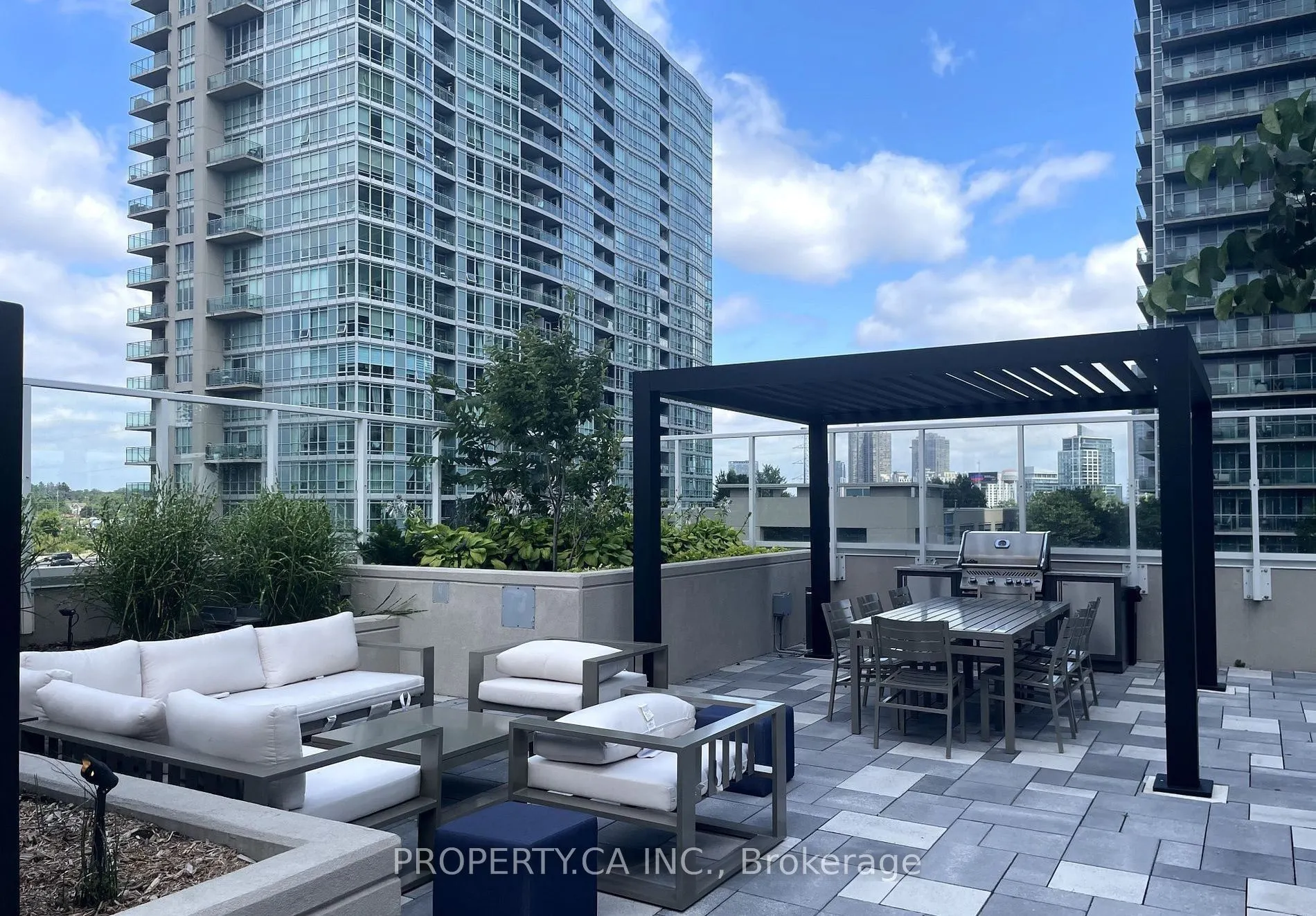 251 Manitoba Street, #1204