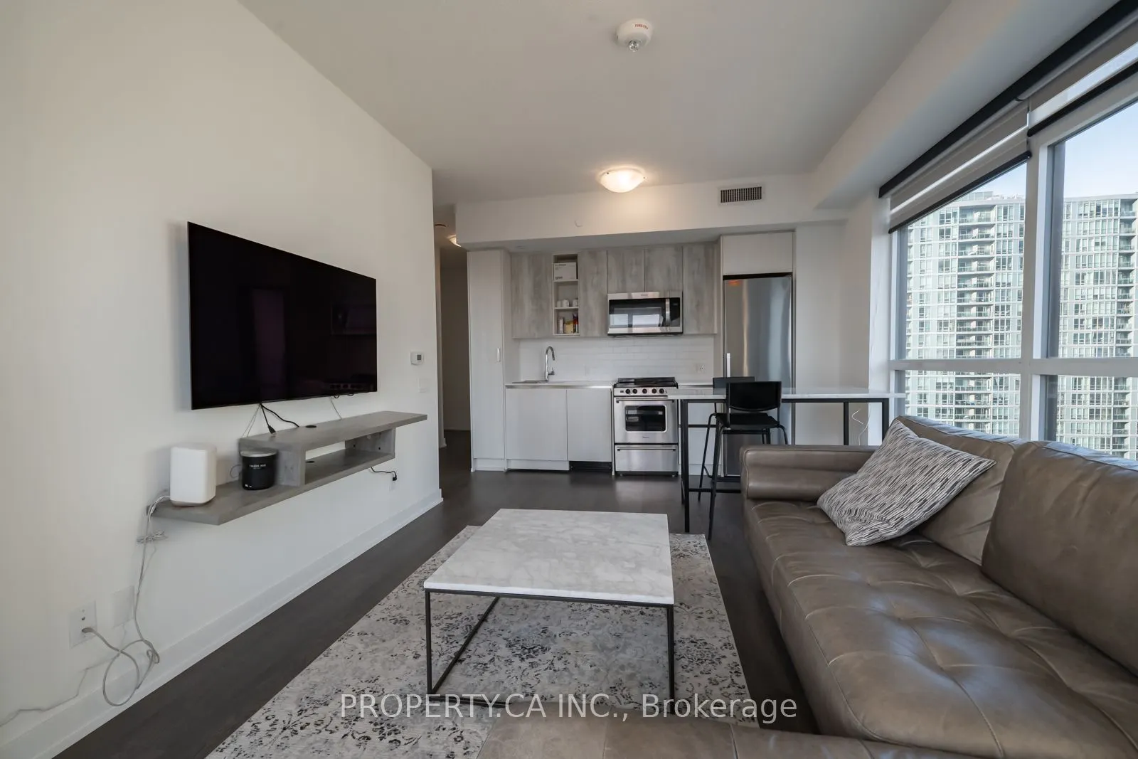 251 Manitoba Street, #1204