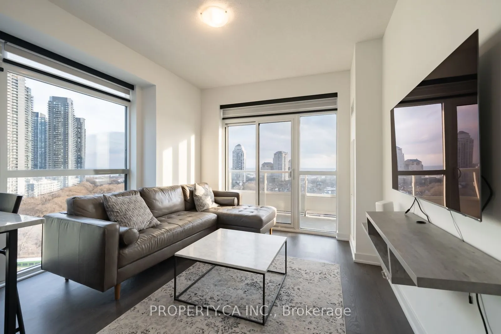 251 Manitoba Street, #1204