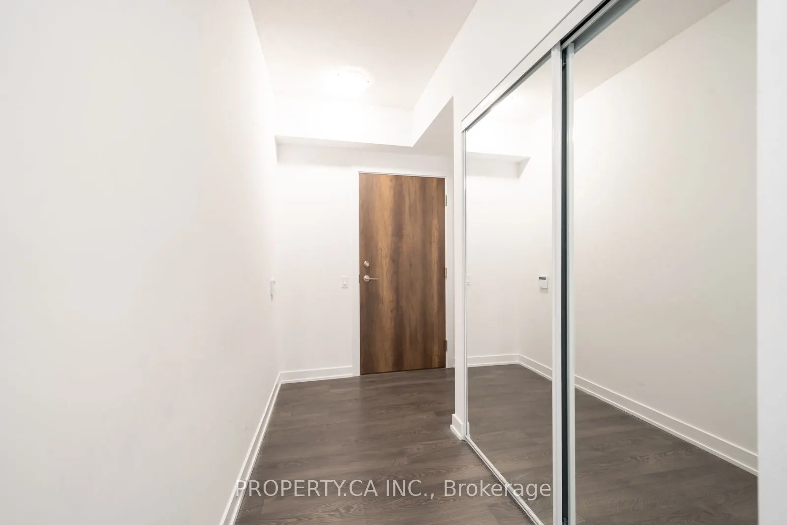 251 Manitoba Street, #1204