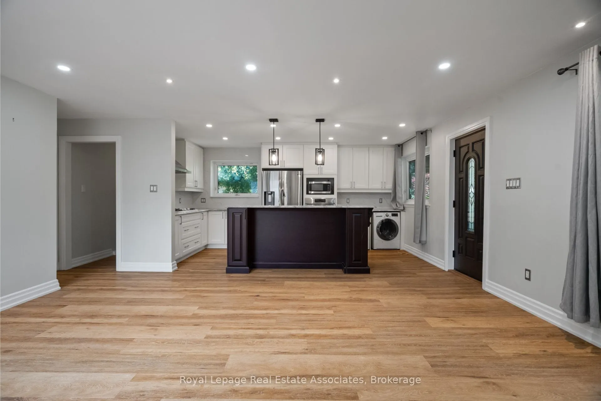 168 Tidey Avenue