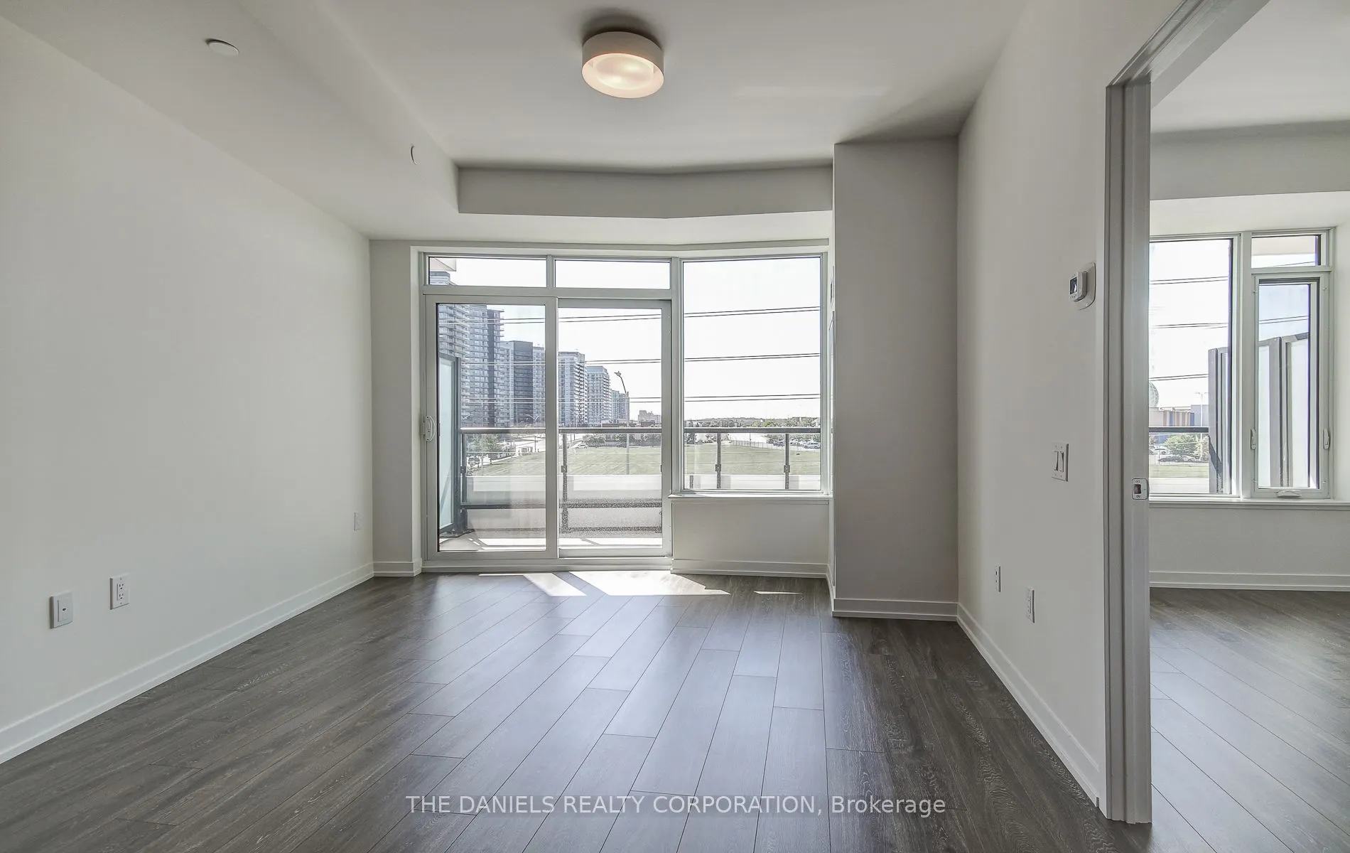 2485 Eglinton Avenue W, #523