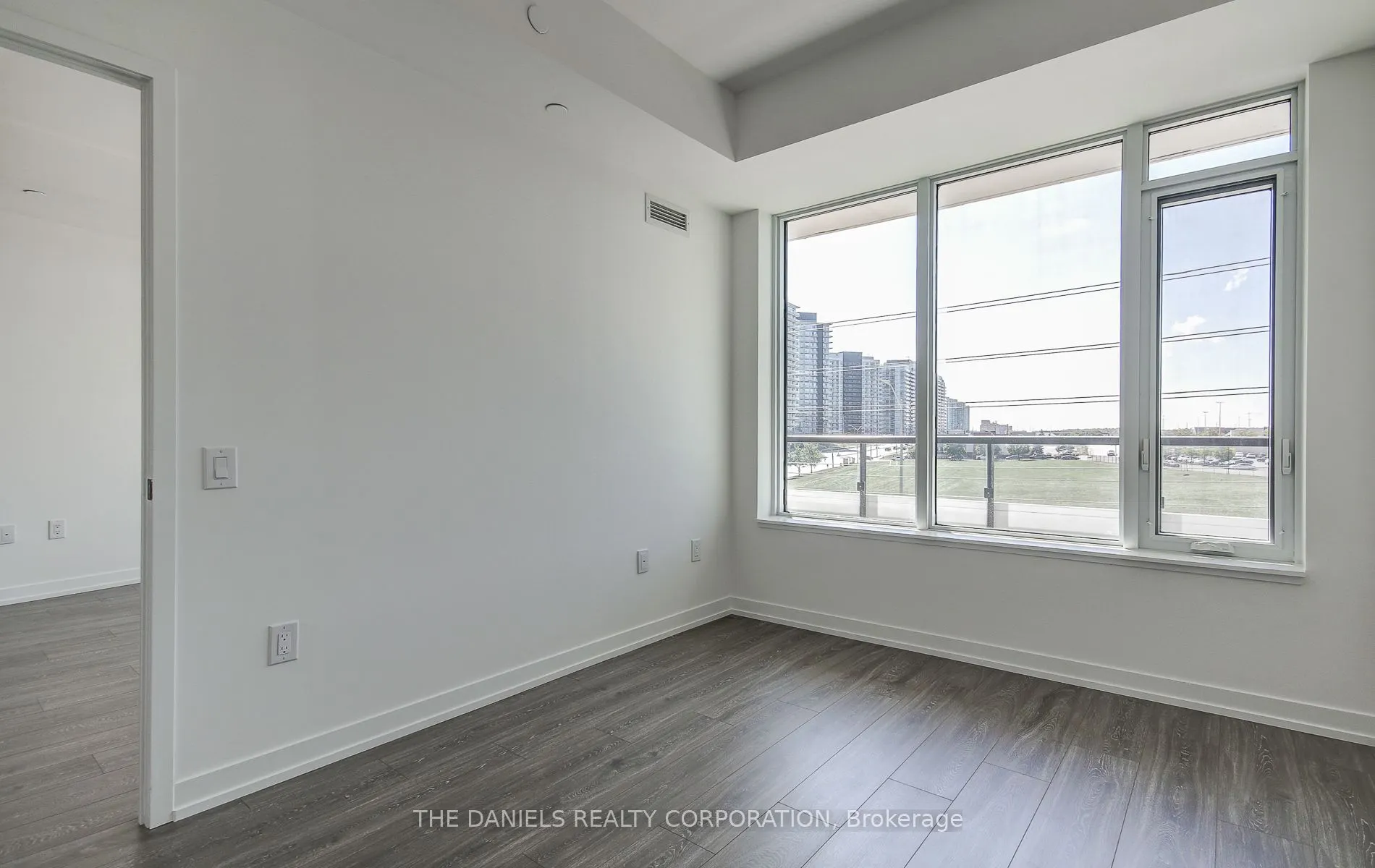 2485 Eglinton Avenue W, #523