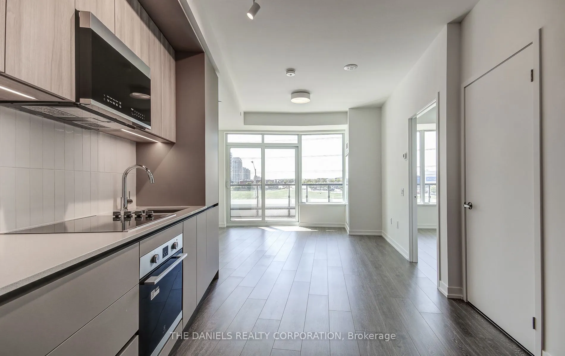 2485 Eglinton Avenue W, #523