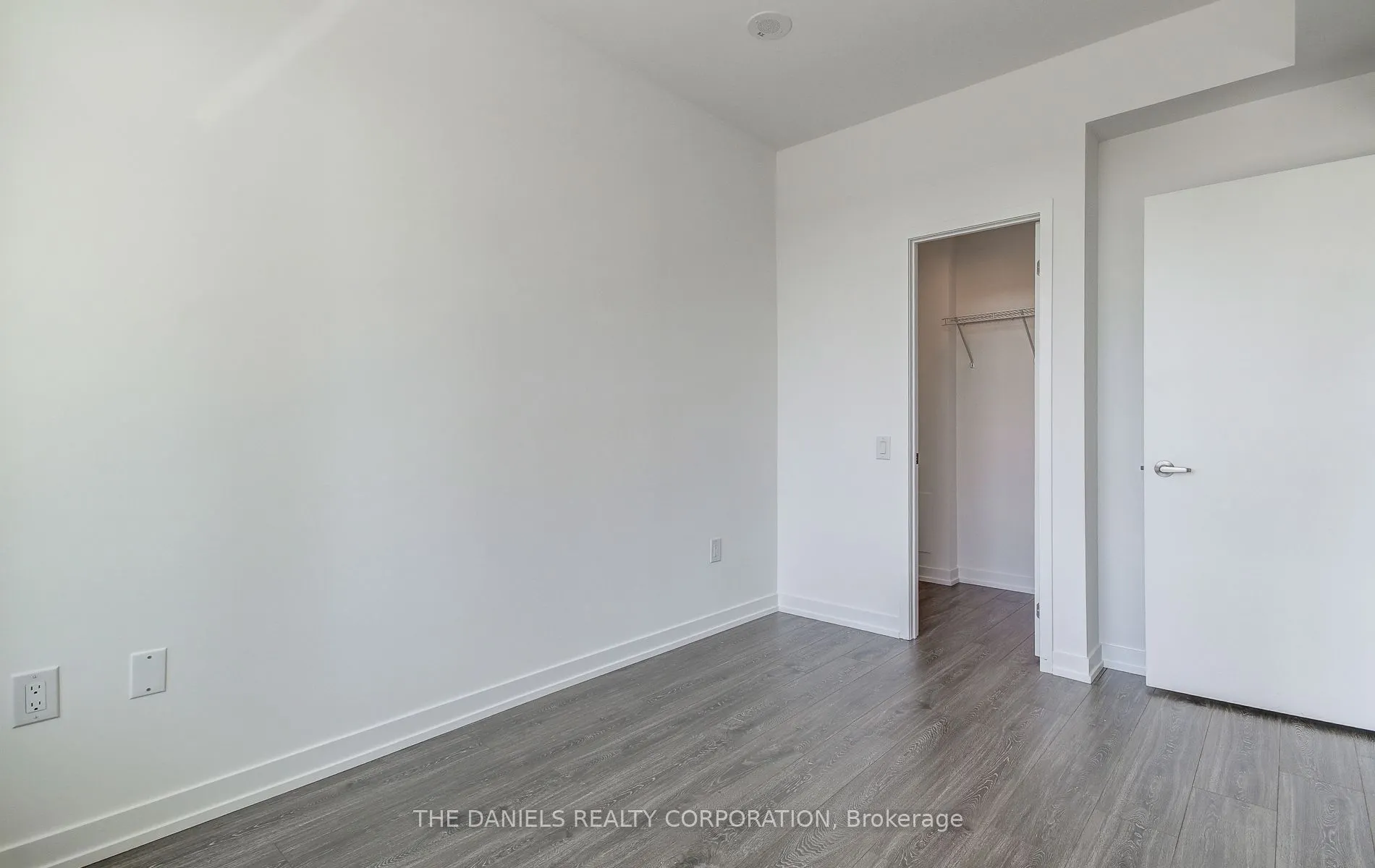 2485 Eglinton Avenue W, #523