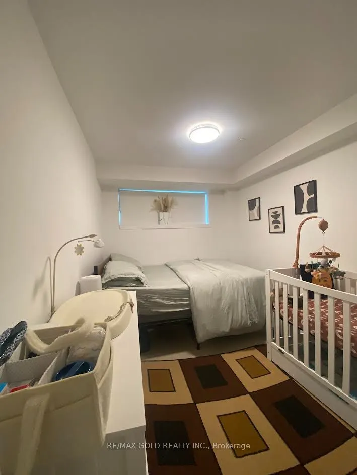165 Veterans Drive, #9